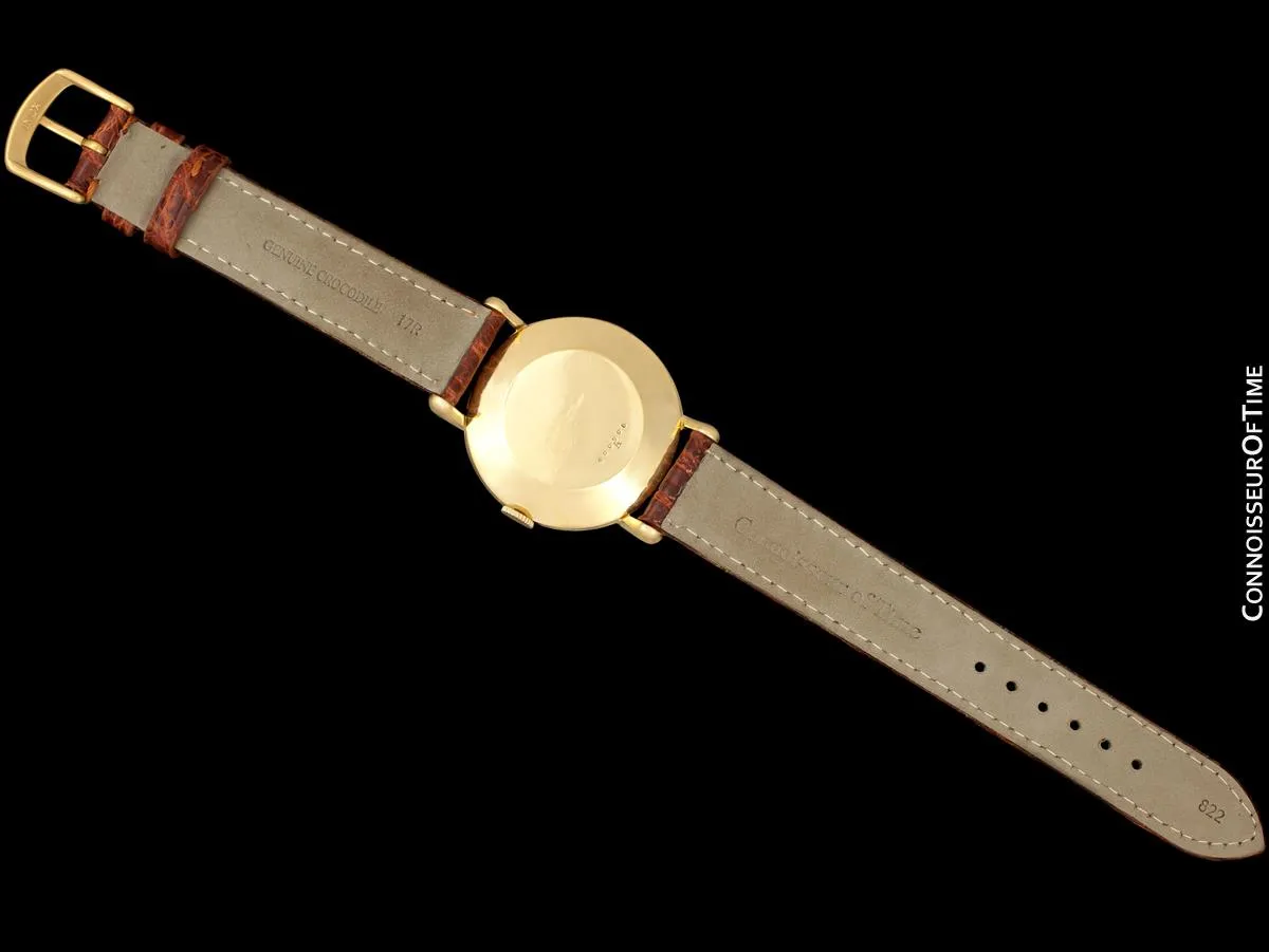 1946 Jaeger-LeCoultre Vintage Large Mens Watch With Tear Drop Lugs - 18K Gold