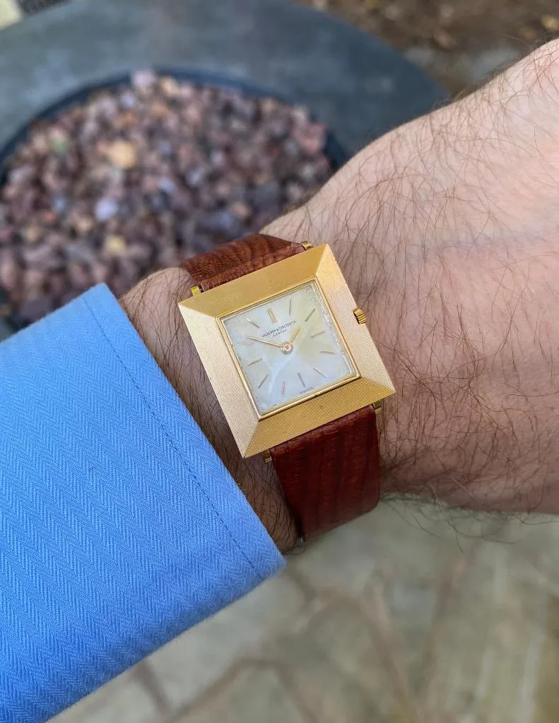 1960's Vacheron & Constantin Vintage "Extra-Flat" Modernist Mens Watch - 18K Rose Gold