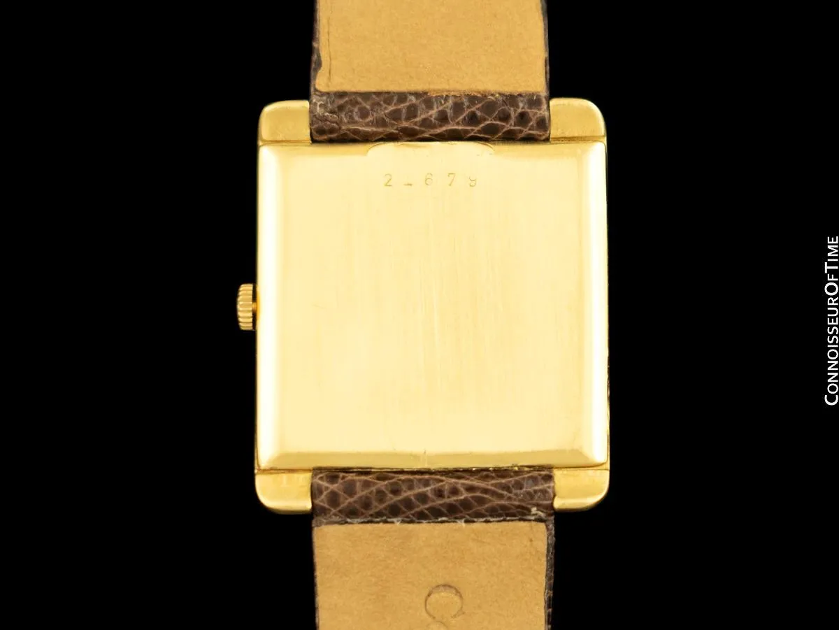 1963 Audemars Piguet "Extra-Flat" Vintage Mens Midsize Watch - 18K Gold