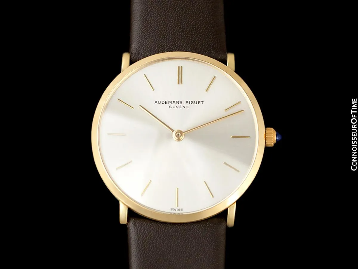 1970's Audemars Piguet "Extra-Flat" Vintage Mens Midsize Watch - 18K Gold