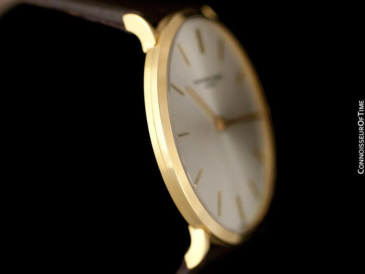 1970's Audemars Piguet "Extra-Flat" Vintage Mens Midsize Watch - 18K Gold