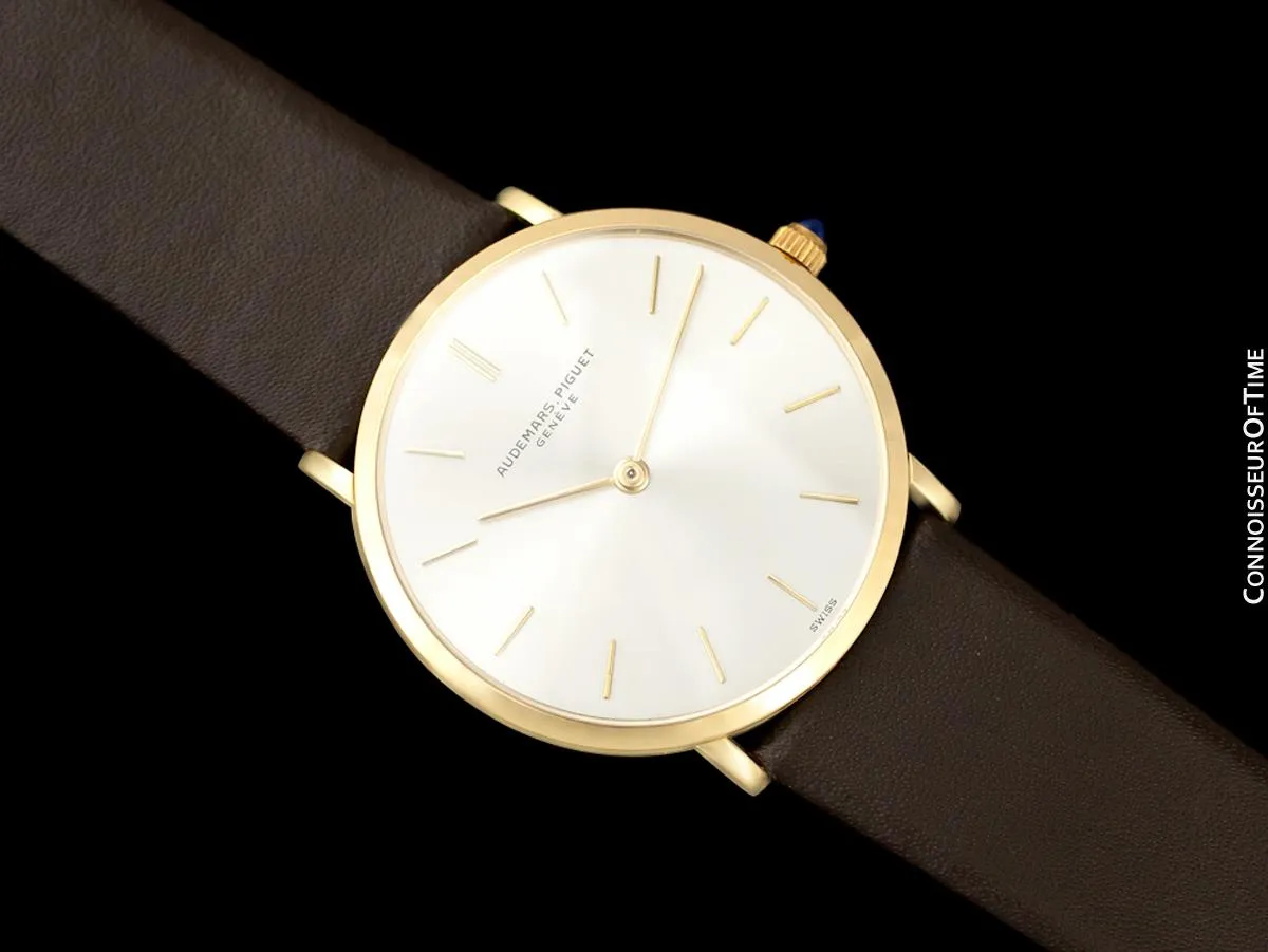 1970's Audemars Piguet "Extra-Flat" Vintage Mens Midsize Watch - 18K Gold