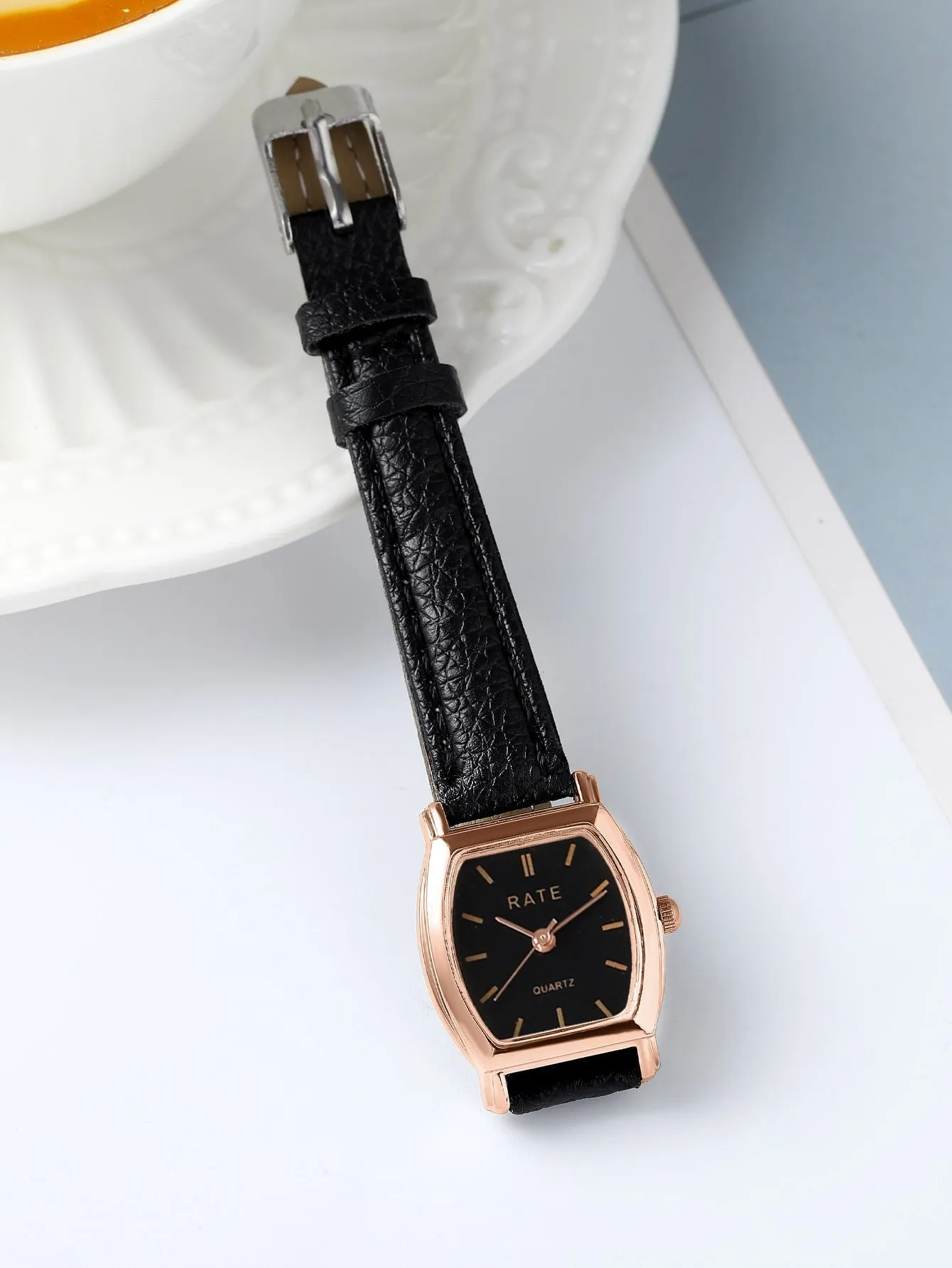 1pc Geometric Dial PU Strap Quartz Watch - Black- FD ⚡