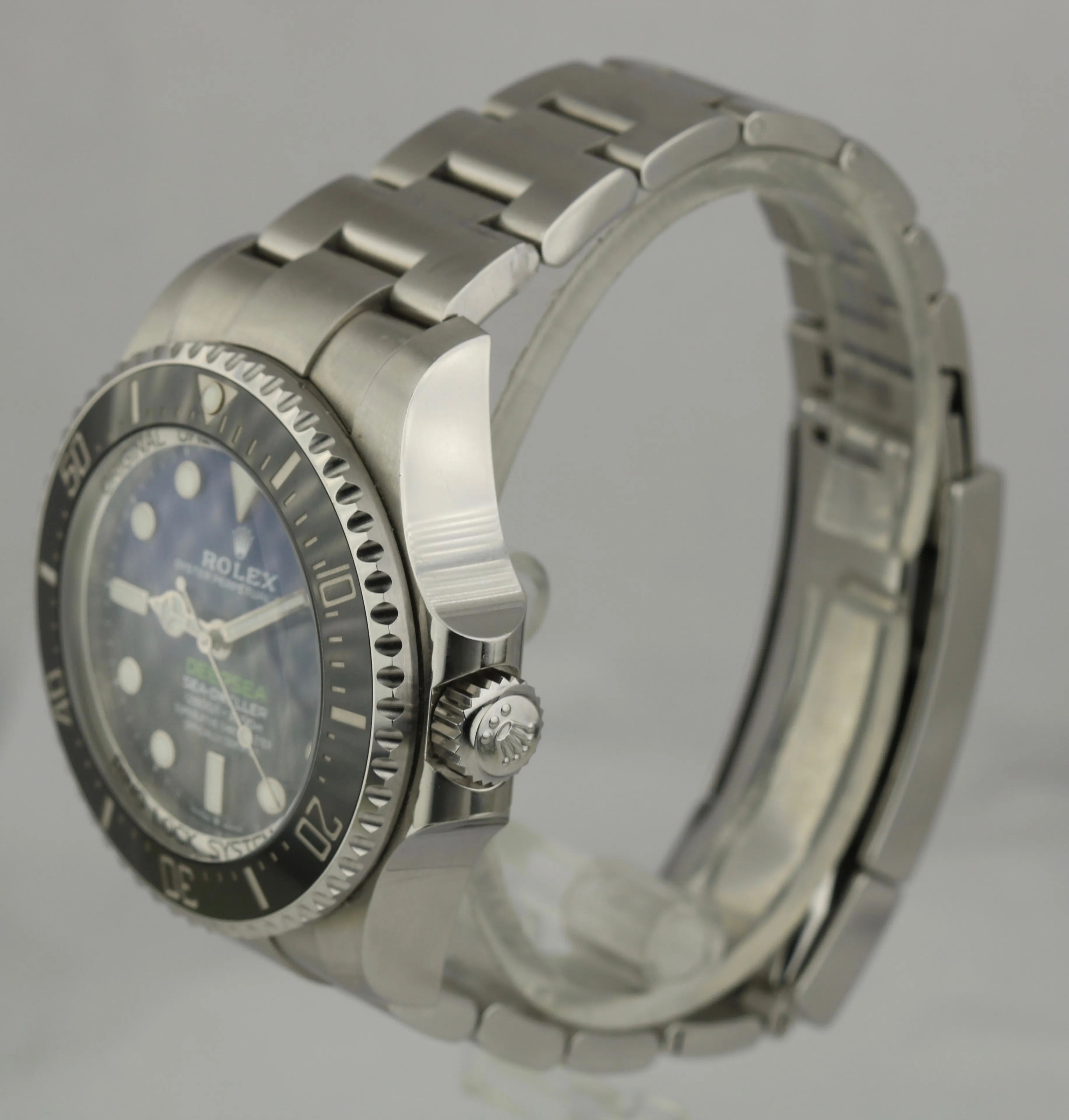 2019 UNPOLISHED Rolex Sea-Dweller Deepsea James Cameron Blue 44mm 126660 Watch