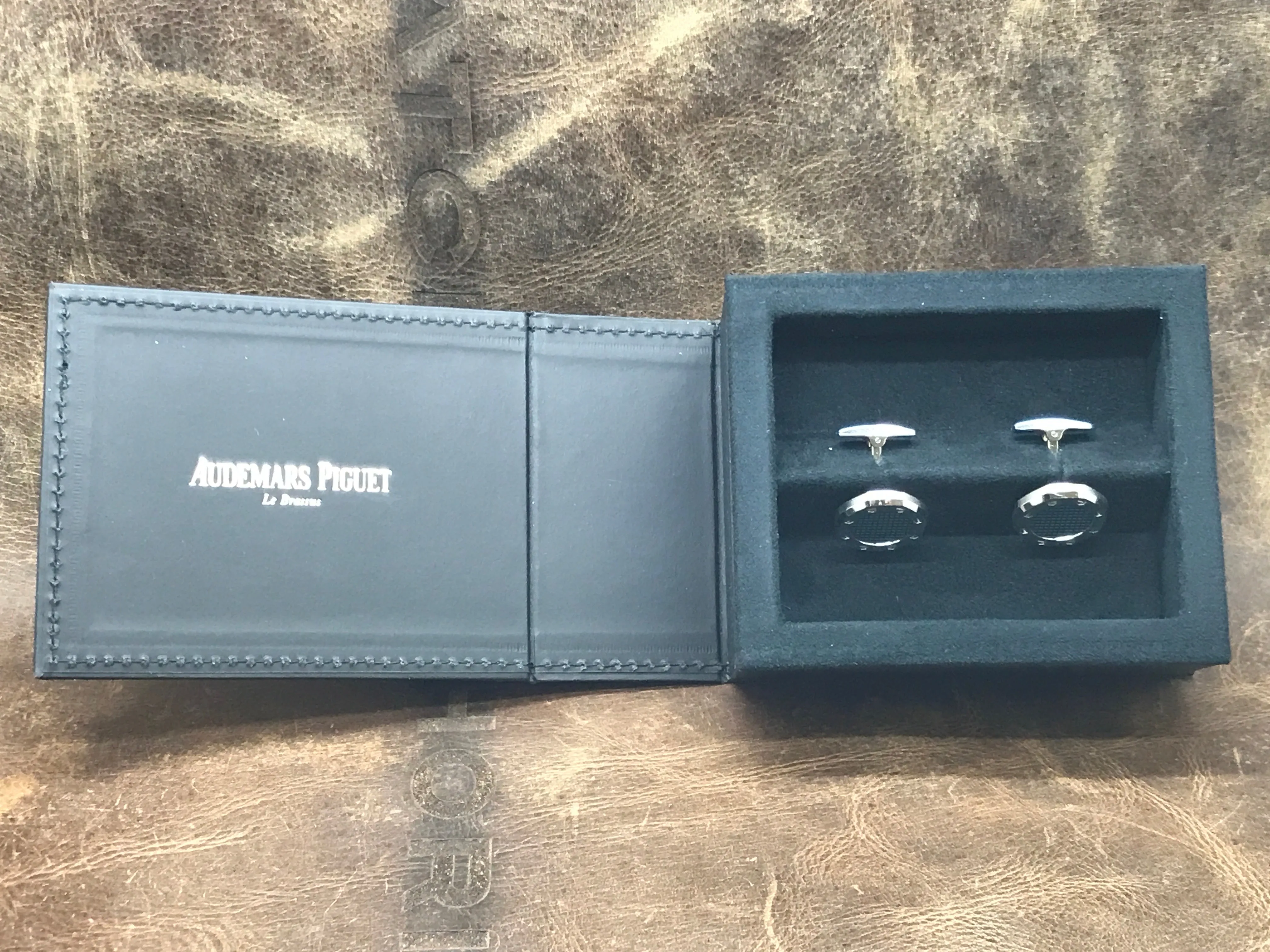 Audemars Piguet Royal Oak Stainless Steel Mens Cufflinks bm0740.sto.us.nbleu7546 Blue Dial Men's Watch
