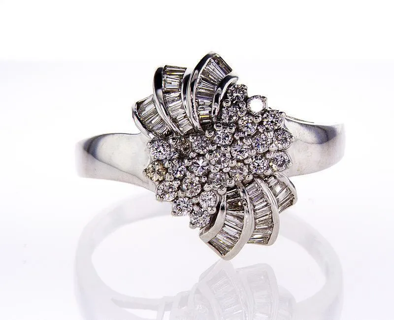 Beautiful Estate Ring 3.50CT Natural Round Diamonds Certified 14k White Gold