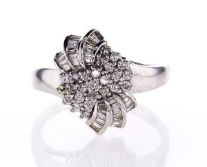 Beautiful Estate Ring 3.50CT Natural Round Diamonds Certified 14k White Gold