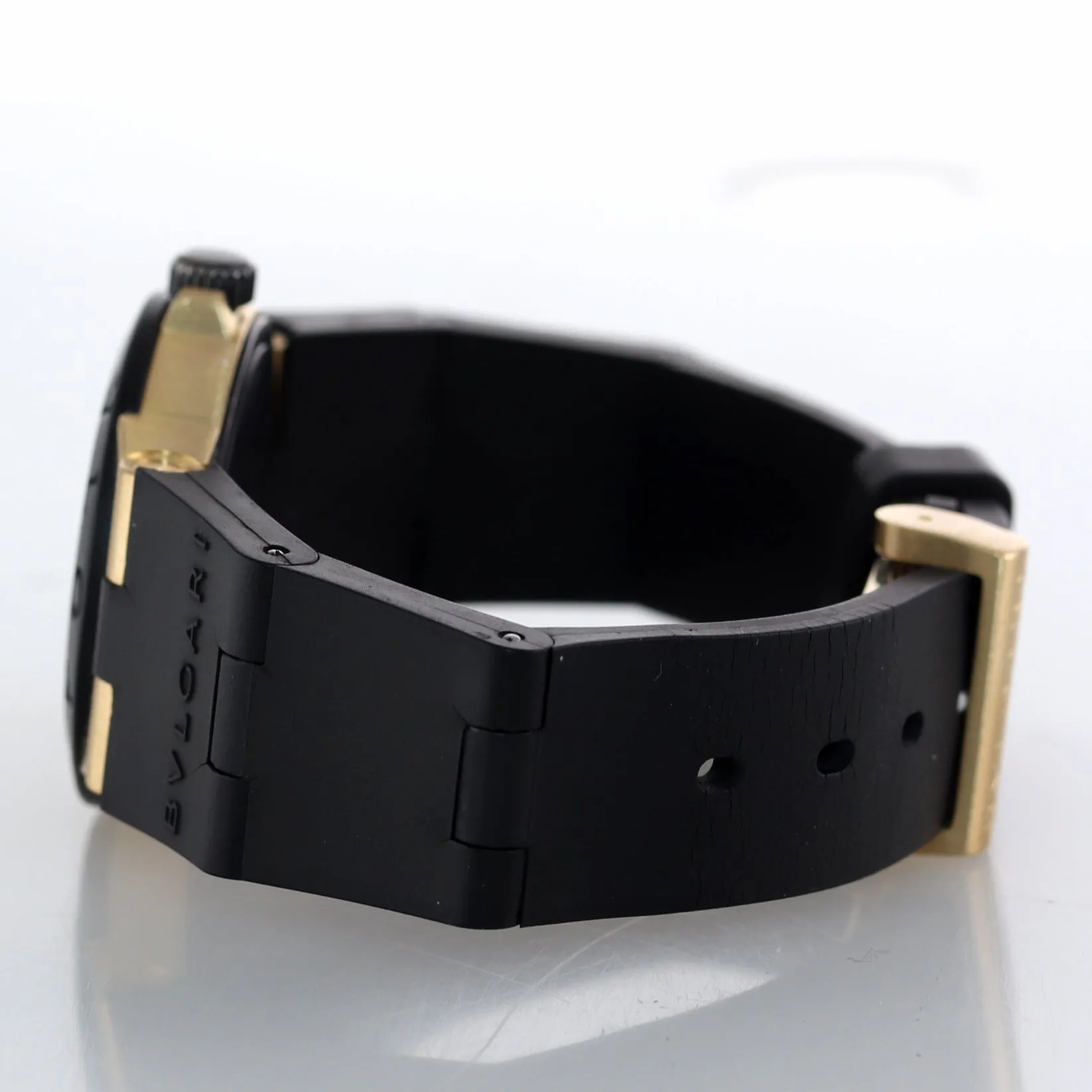 Bvlgari Bulgari Diagono 18k Yellow Gold Rubber AL32G Quartz 32mm Automatic Watch