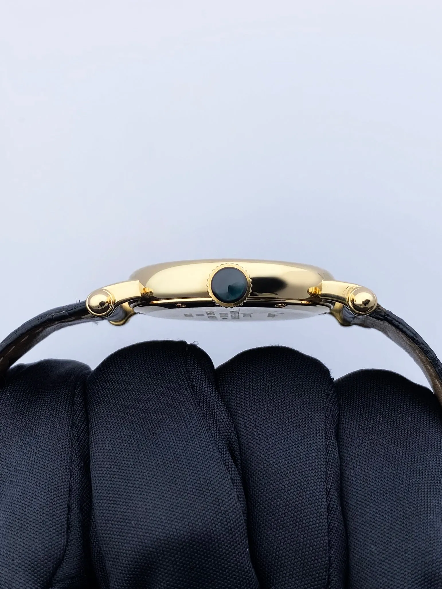 Cartier Diabolo 1420 18K Yellow Gold Ladies Watch