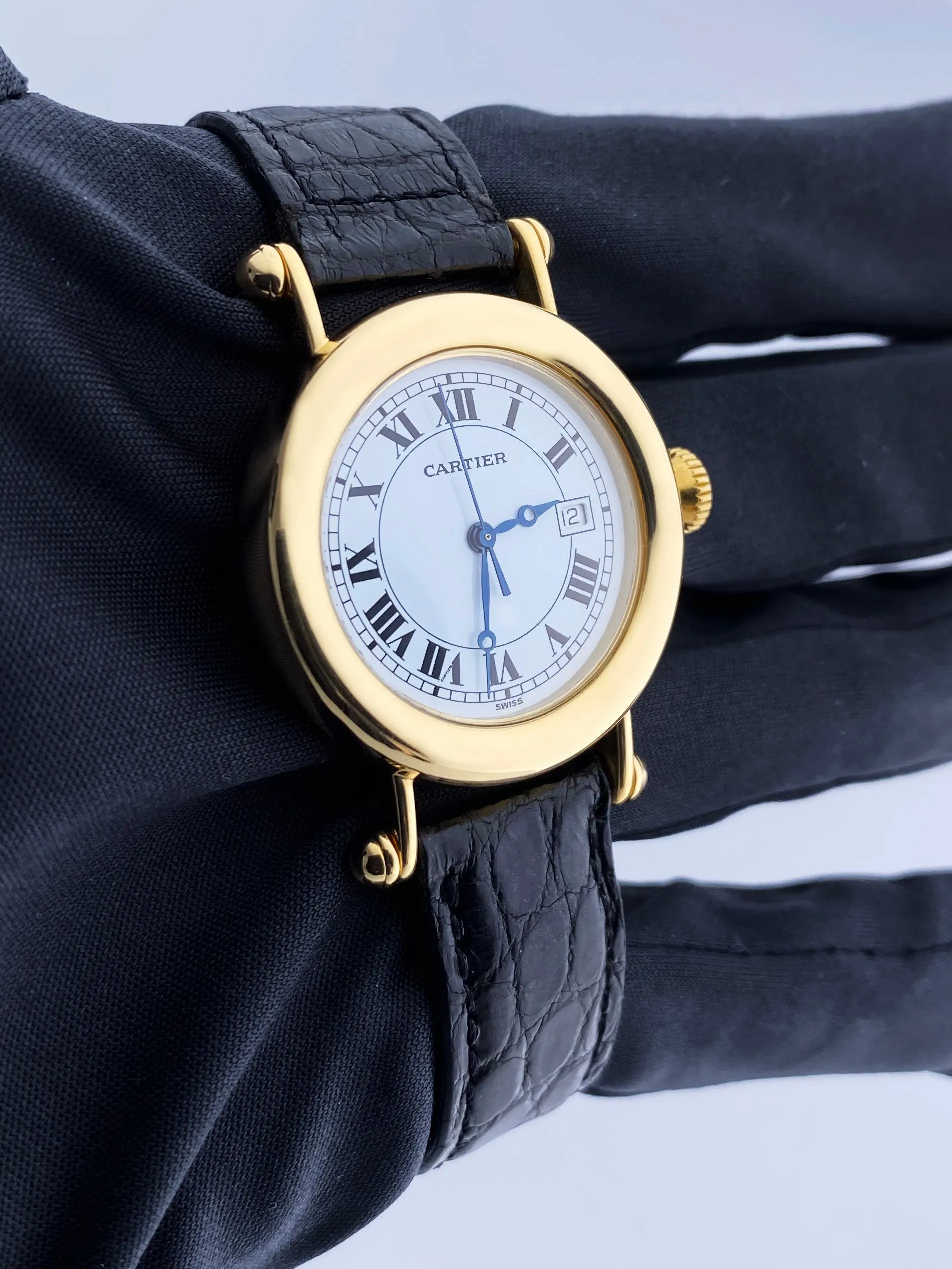 Cartier Diabolo 1420 18K Yellow Gold Ladies Watch