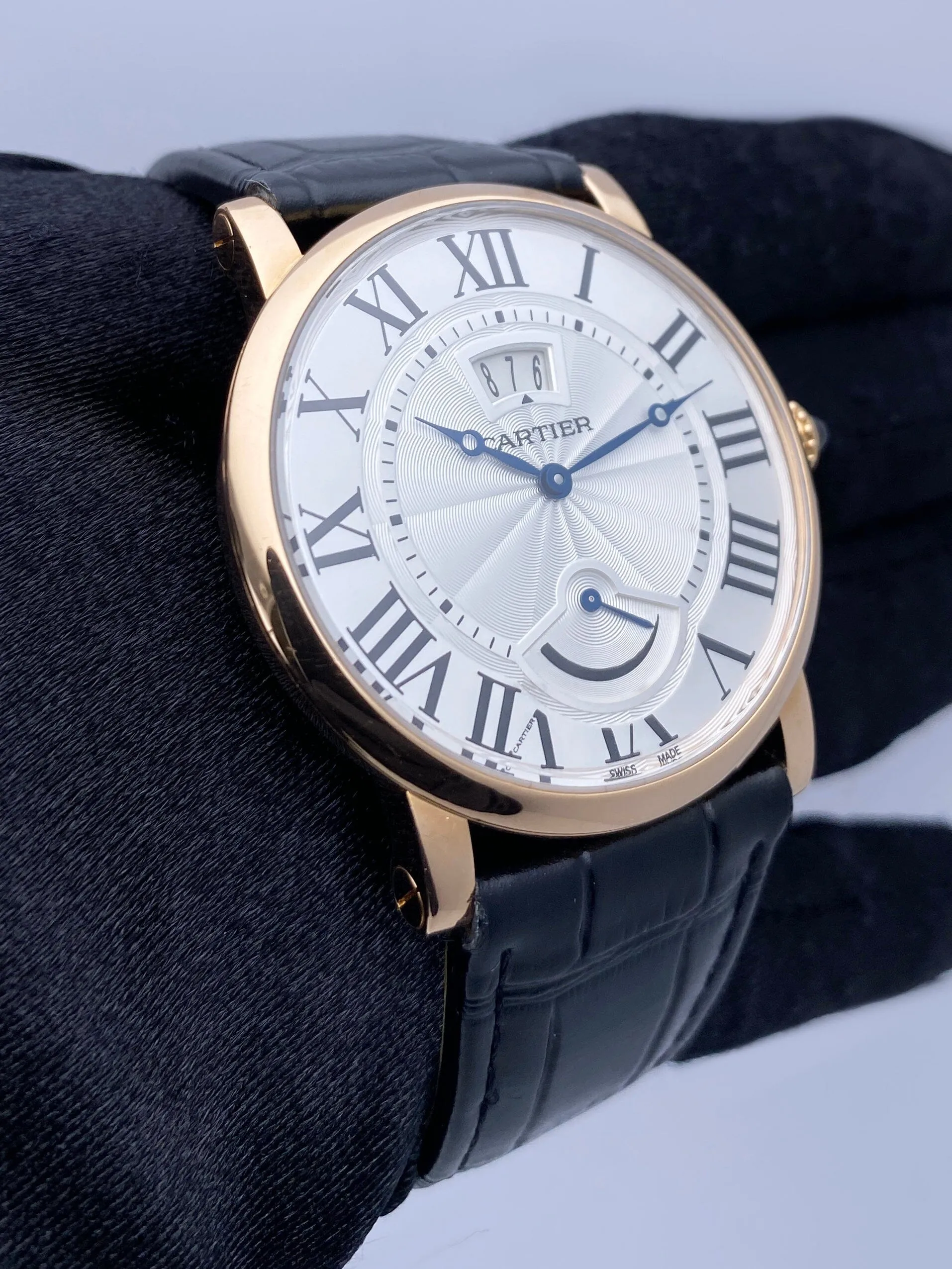 Cartier Rotonde W1556252 Calendar Aperture and Power Reserve Mens Watch