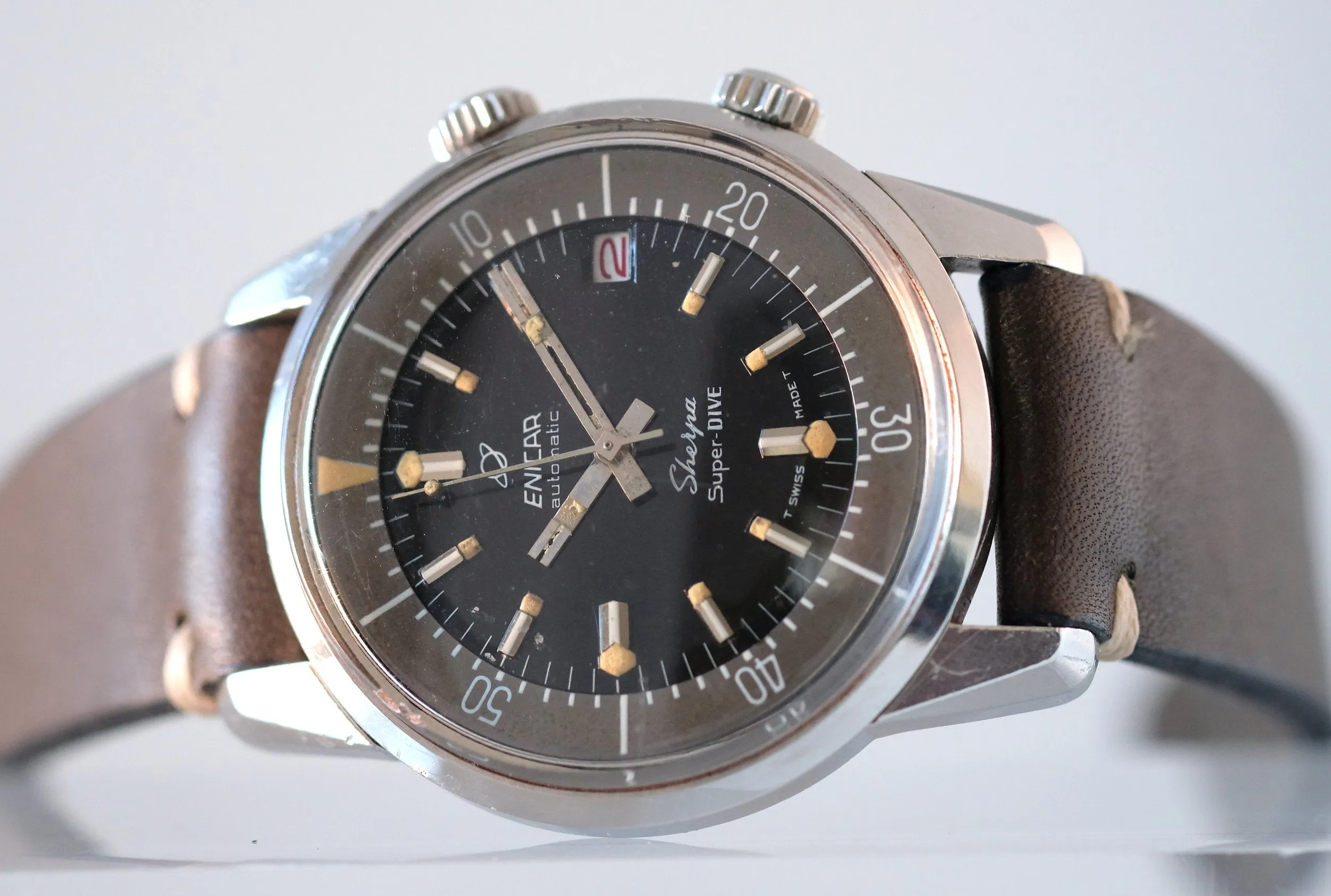 Enicar Sherpa Super-Dive