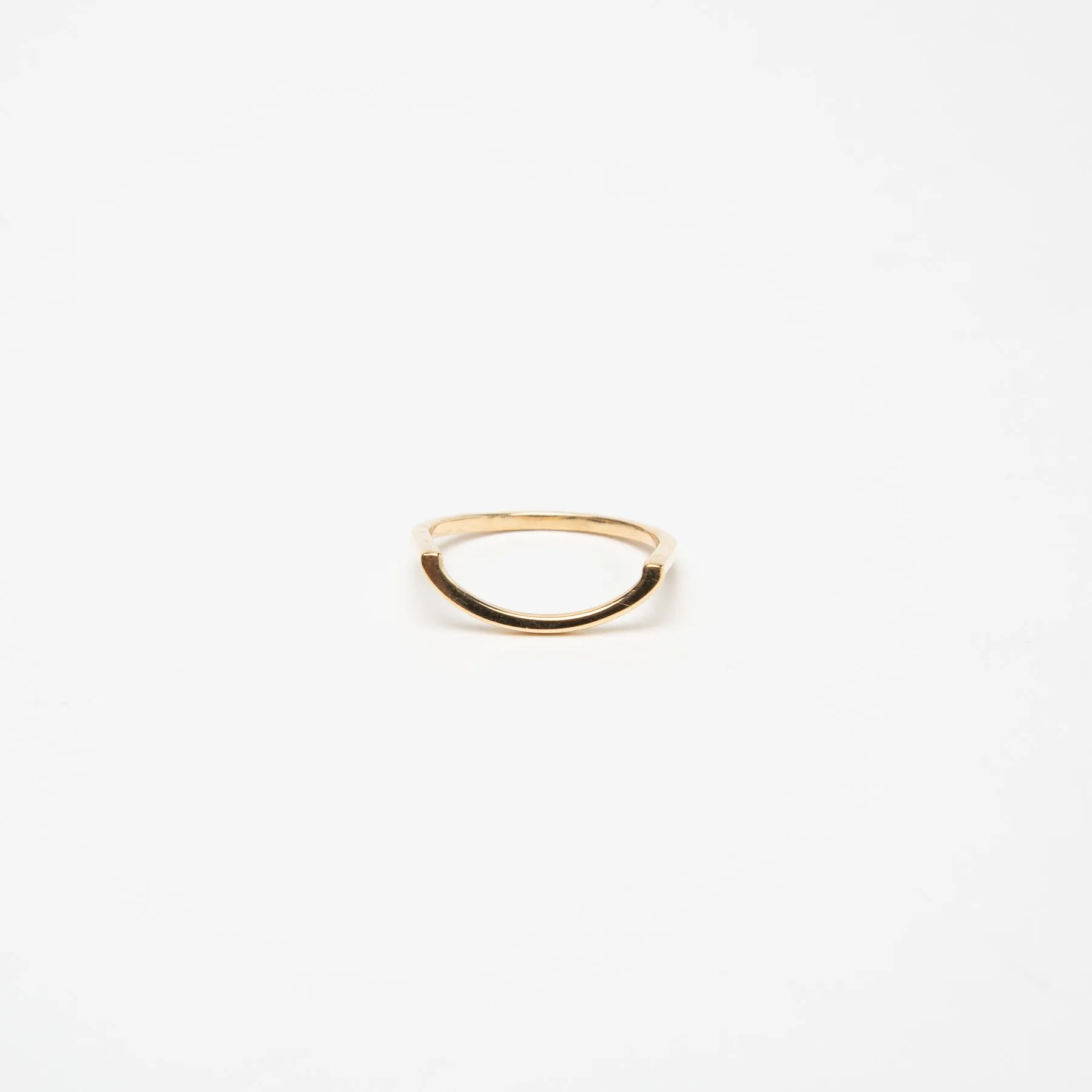 KWIT | 14K GOLD LETTER C RING