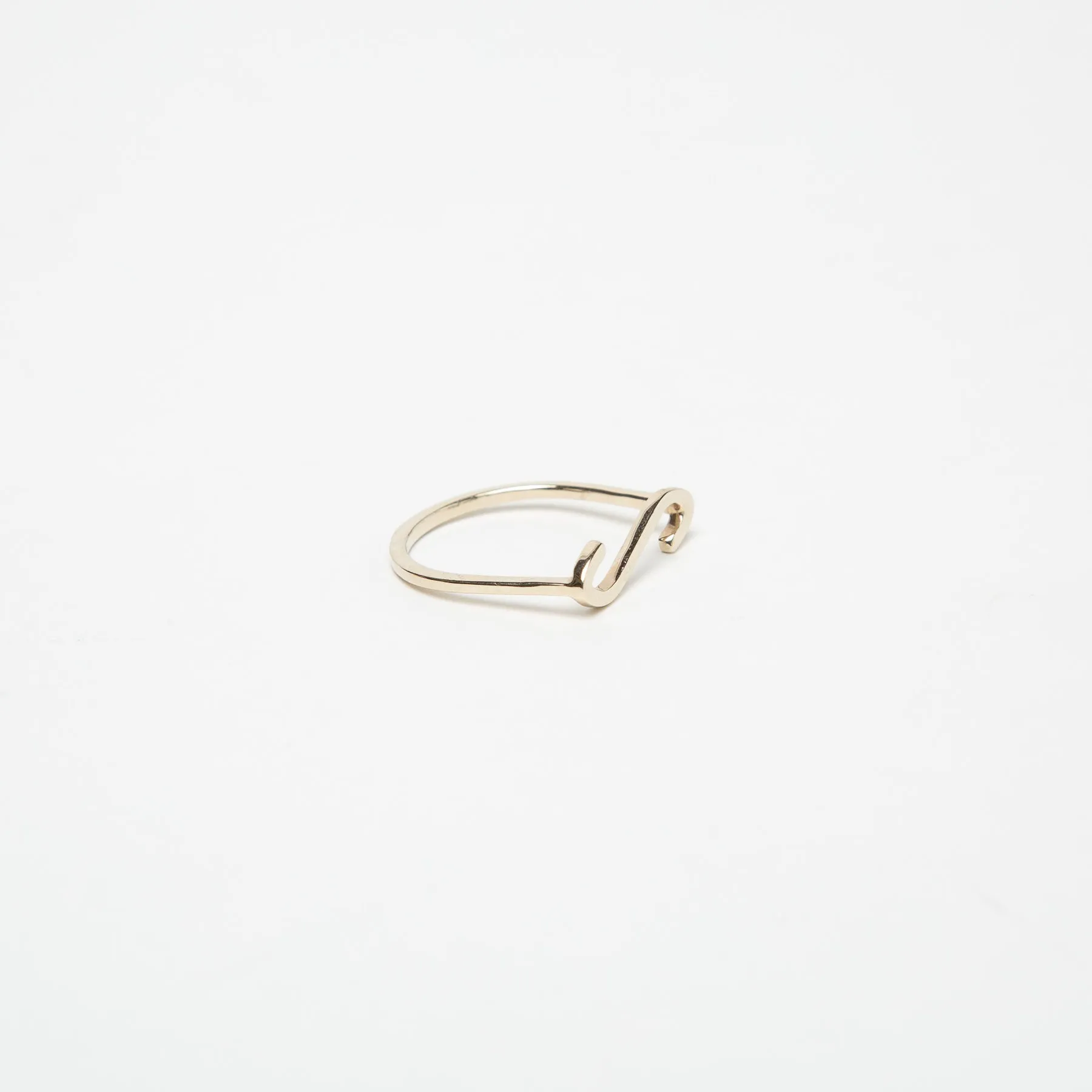 KWIT | 14K WHITE GOLD LETTER S RING