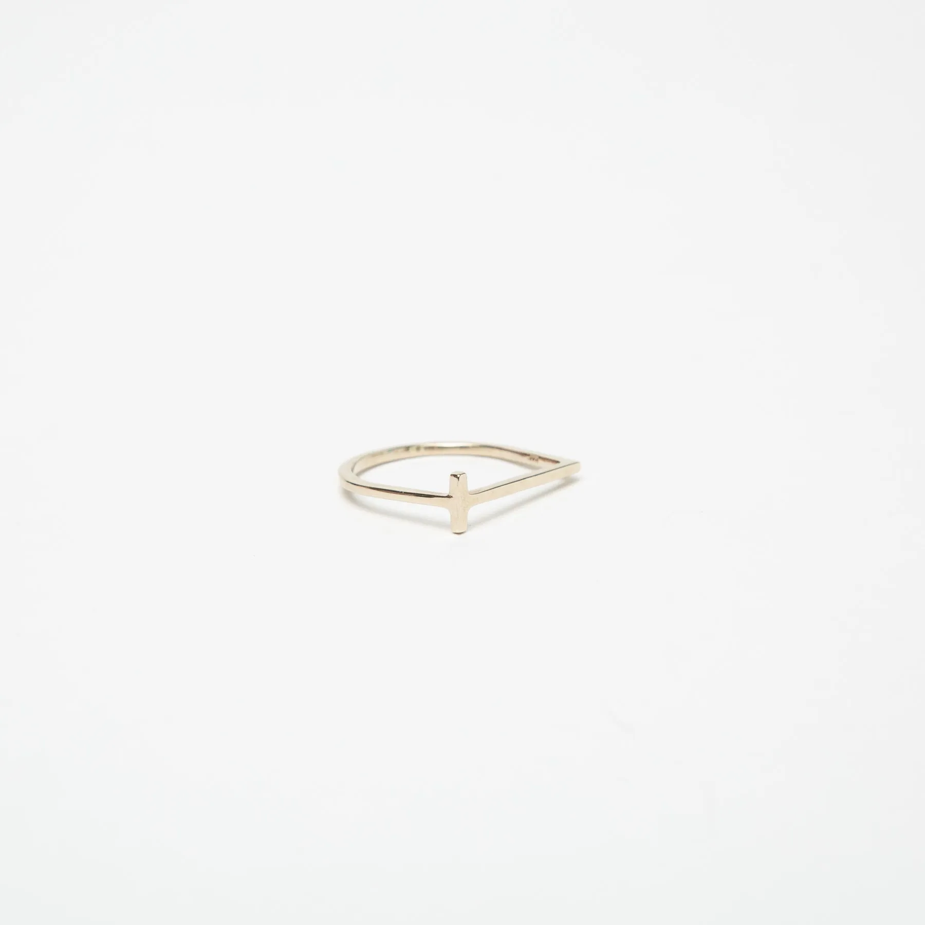 KWIT | 14K WHITE GOLD LETTER T RING