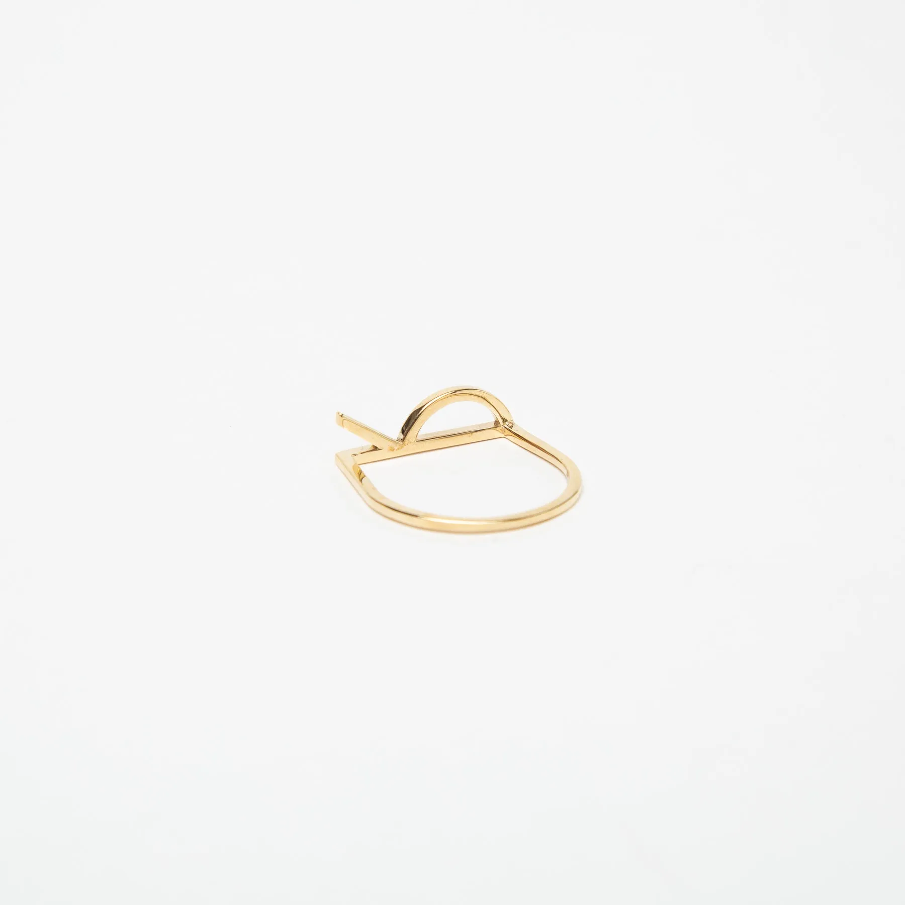 KWIT | 14K YELLOW GOLD LETTER R RING