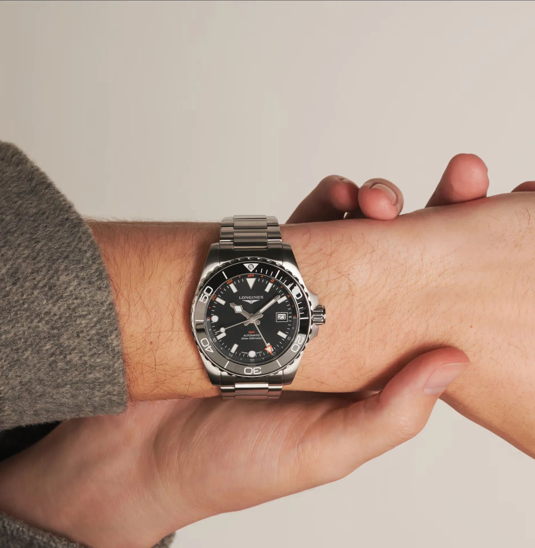 Longines Hydroconquest GMT 41mm Watch with Black Dial