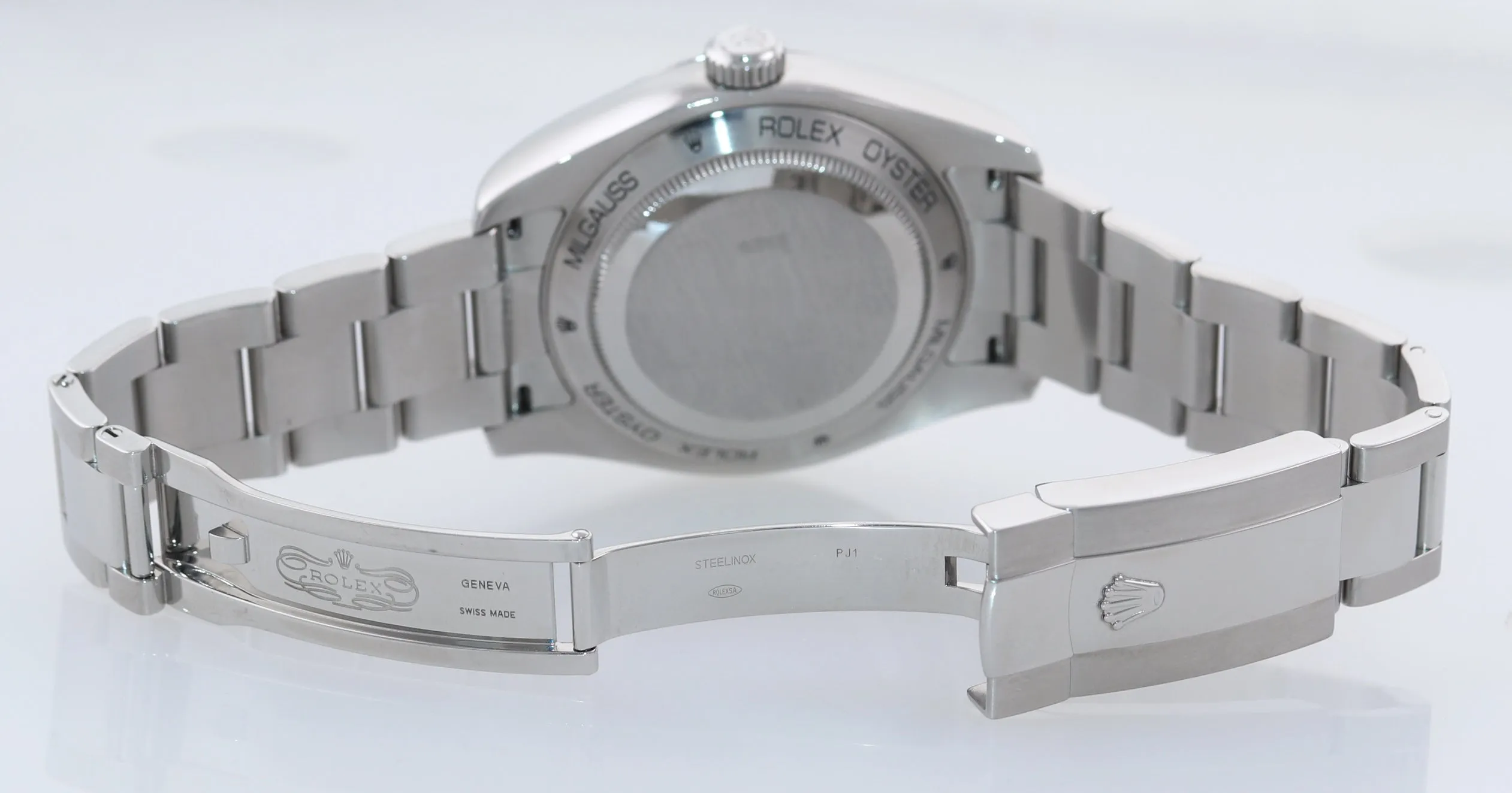 MINT Rolex Milgauss 116400 White Orange Steel Anti-Magnetic 40mm Watch Box