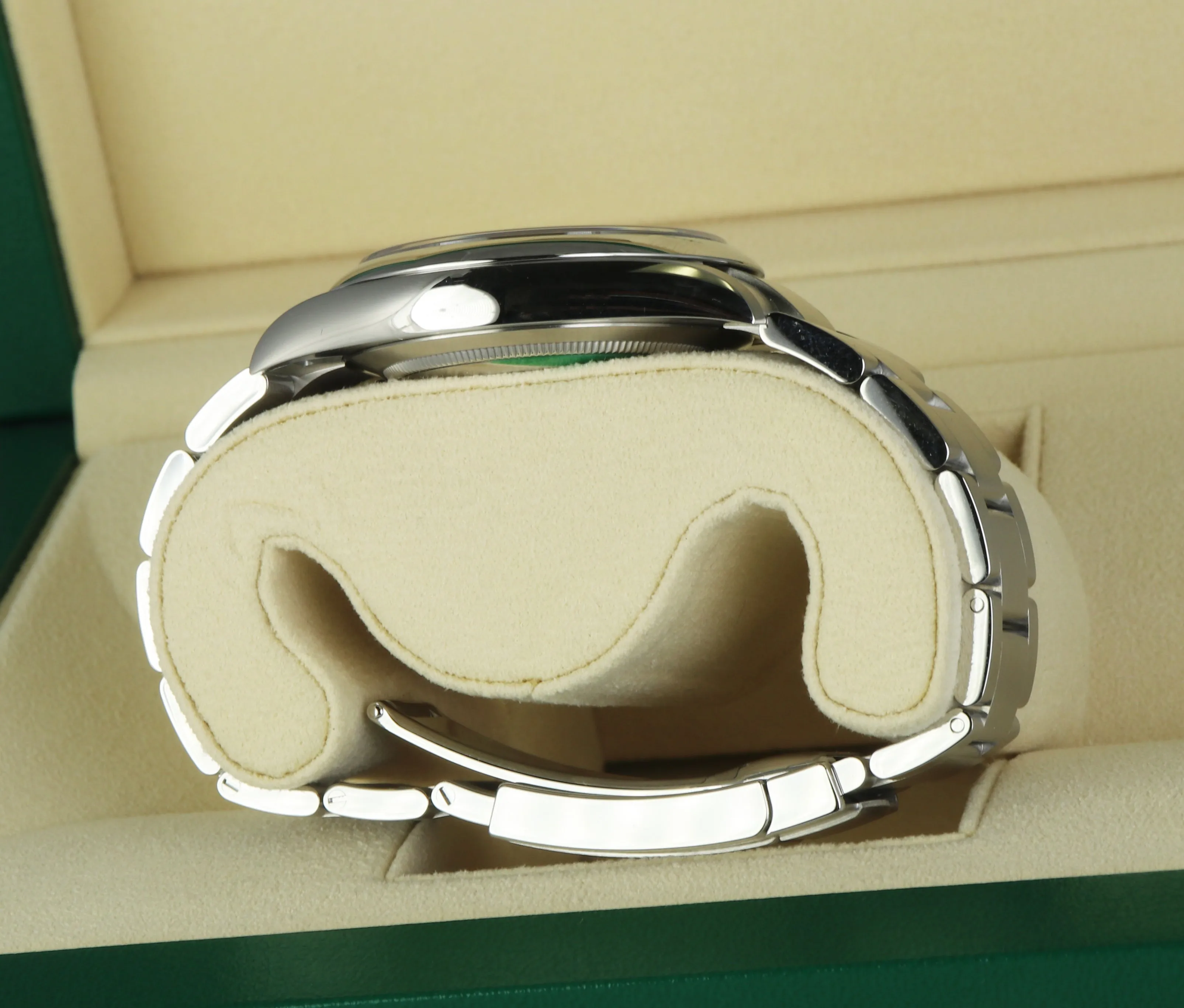 NEW DEC 2020 Rolex Oyster Perpetual 41 GREEN Watch 124300 41mm Stainless Steel