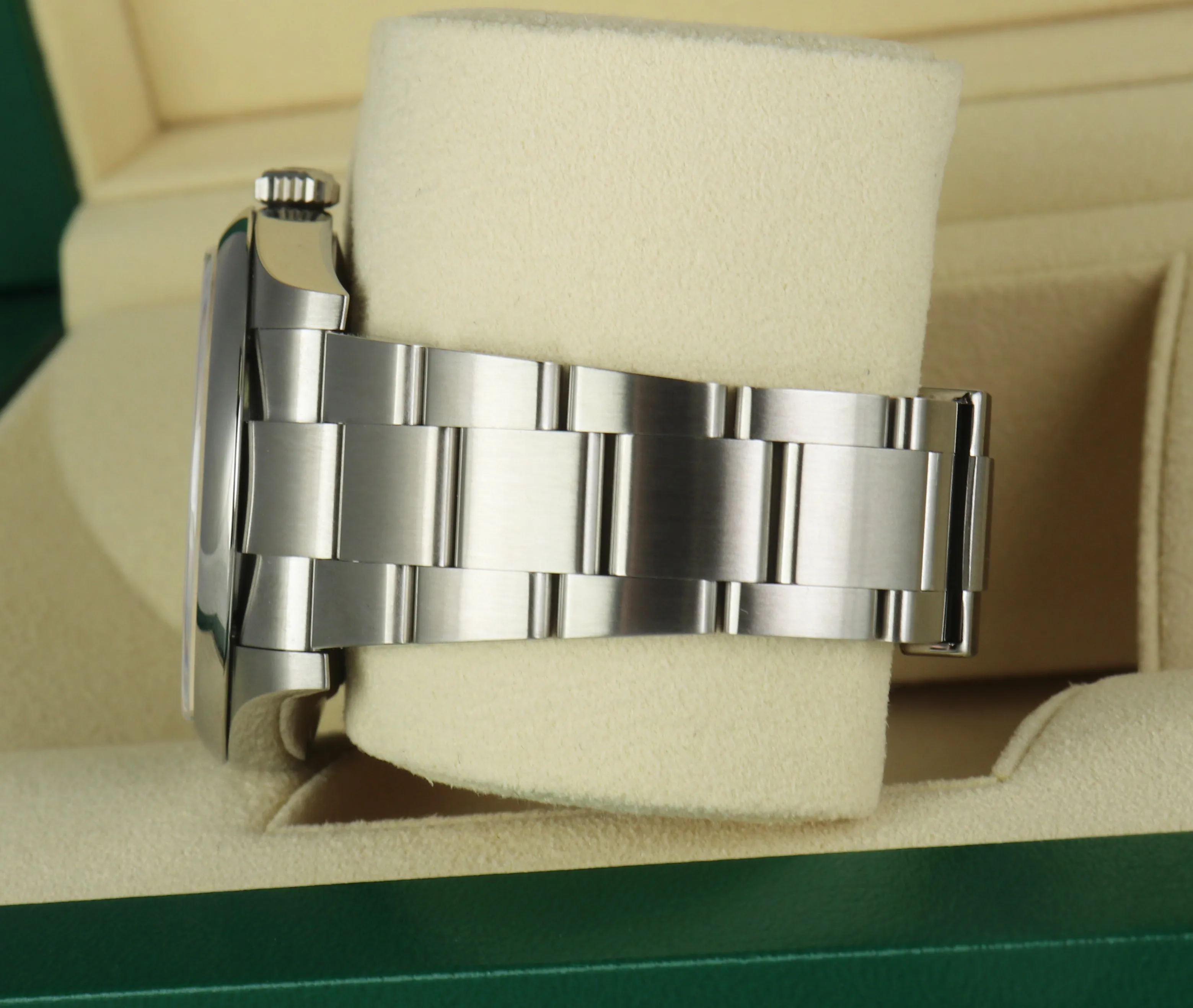 NEW DEC 2020 Rolex Oyster Perpetual 41 GREEN Watch 124300 41mm Stainless Steel