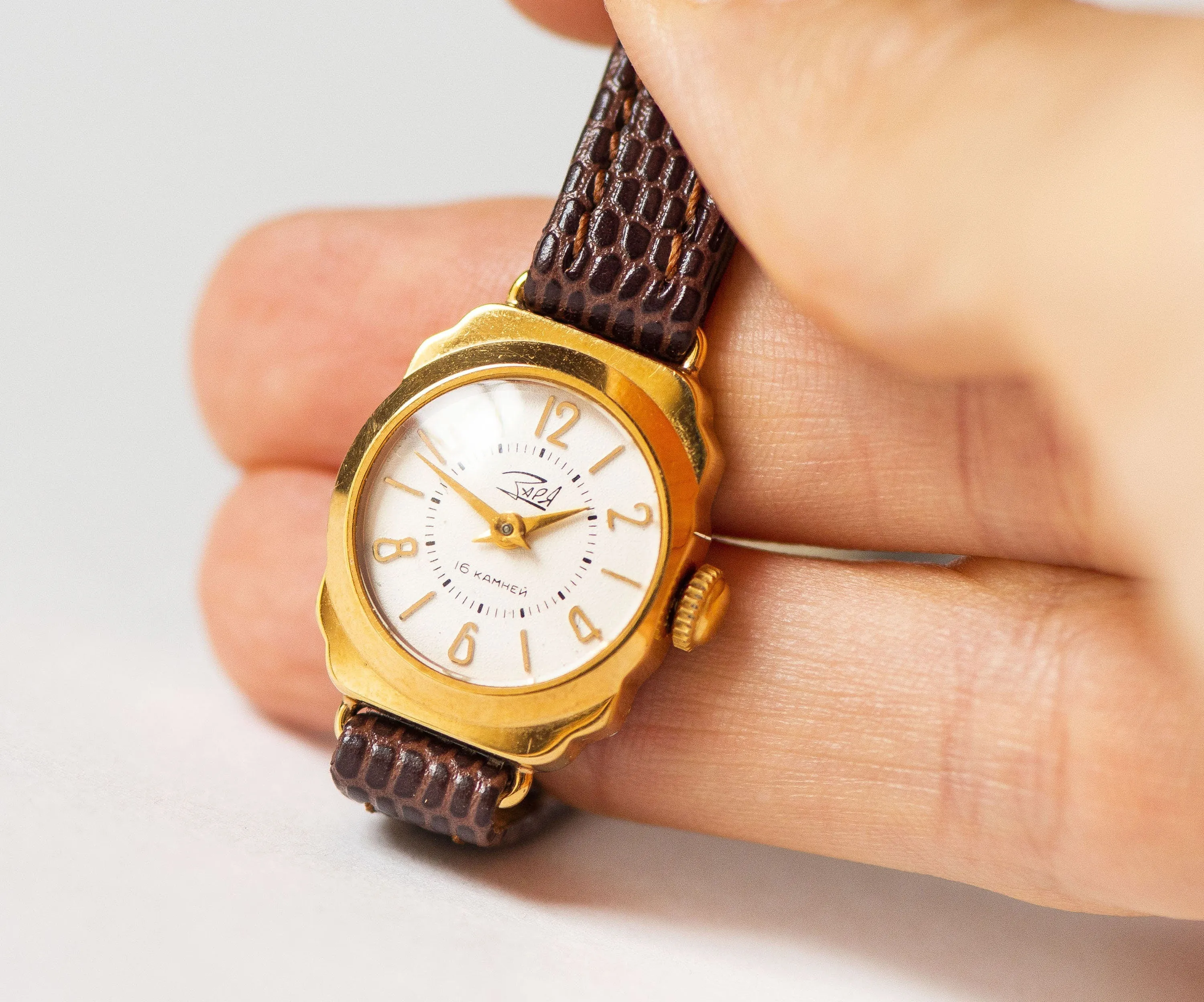 NOS women's wristwatch gold plated Dawn, classic lady watch retro jewelry from 60s, wristwatch for women gift, new premium leather strap