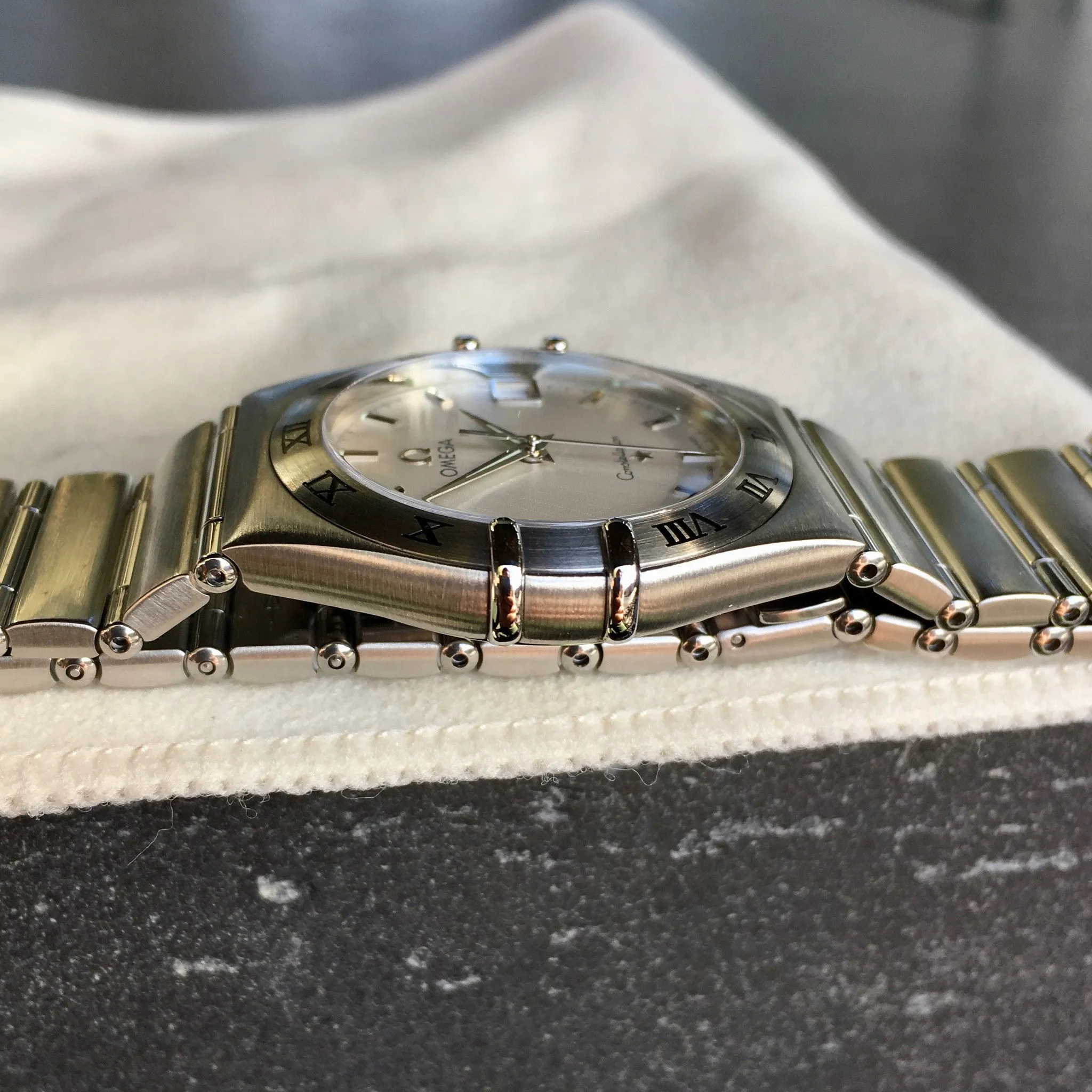 Omega Constellation 1512.30 Steel Quartz 33.5mm Wristwatch