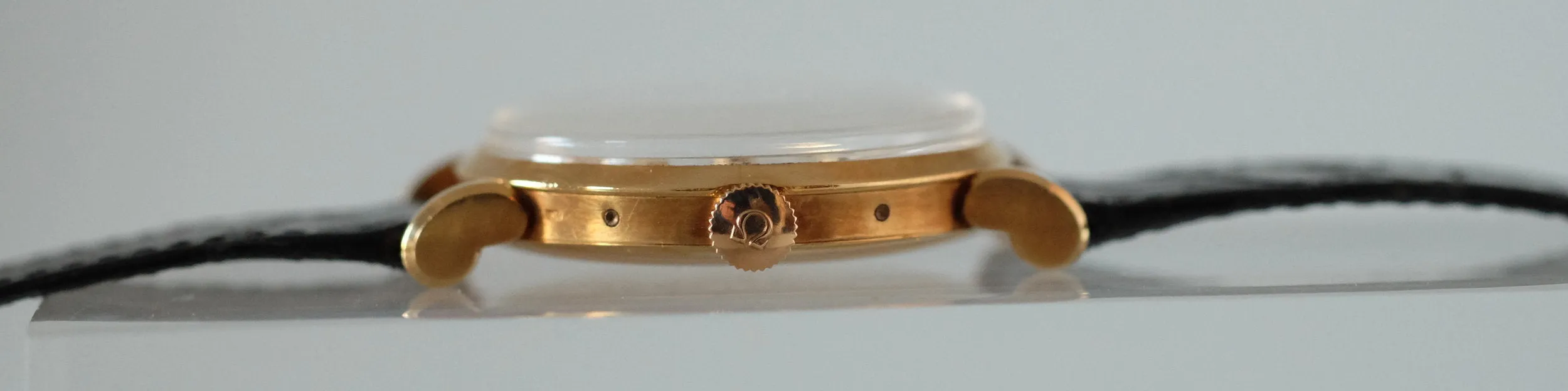 Omega "Cosmic" Triple Date Moonphase Gold Ref. 2473