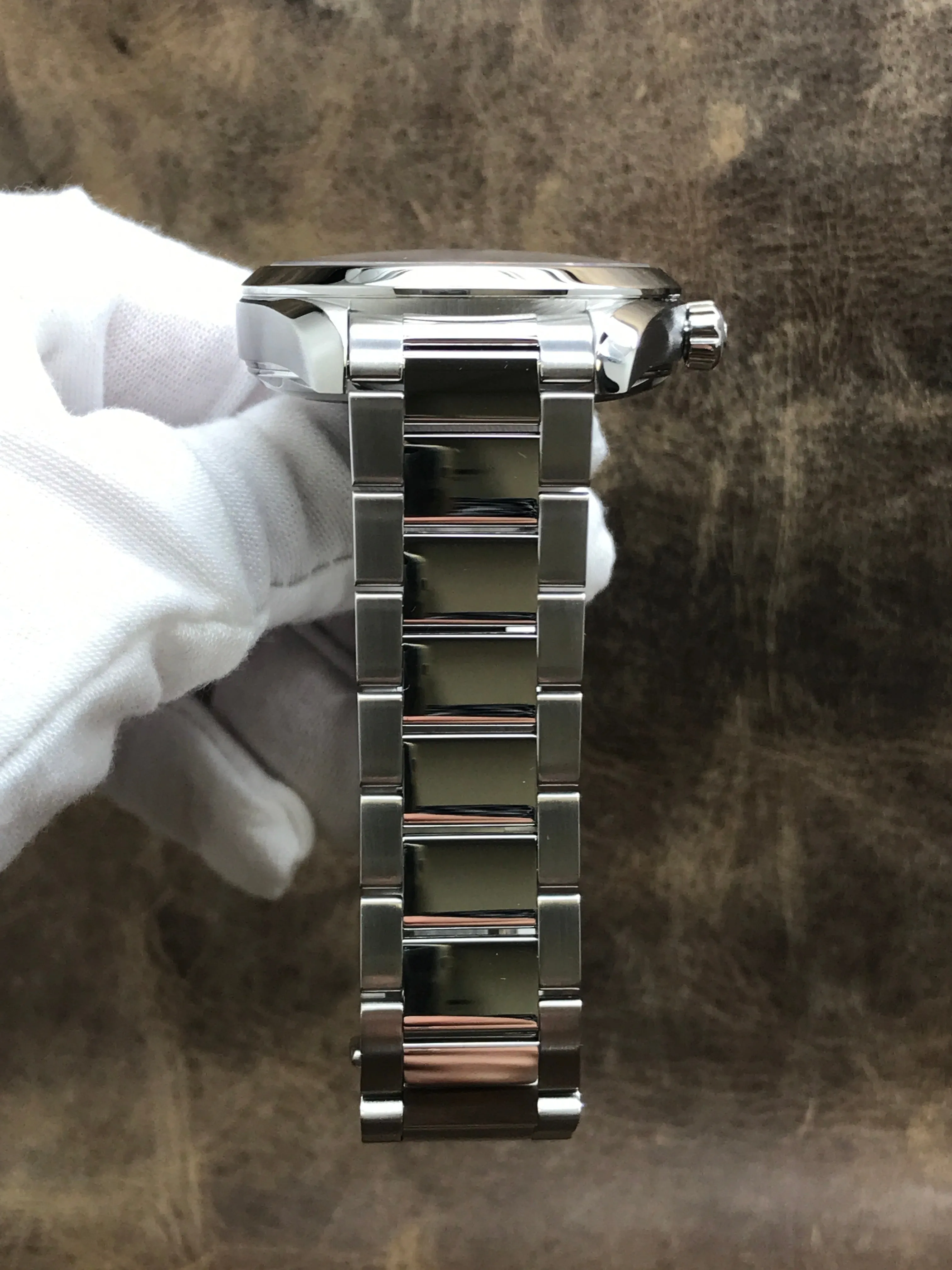 Omega Seamaster Aqua Terra 220.10.41.21.10.001 Olive Green Dial Automatic Men's Watch
