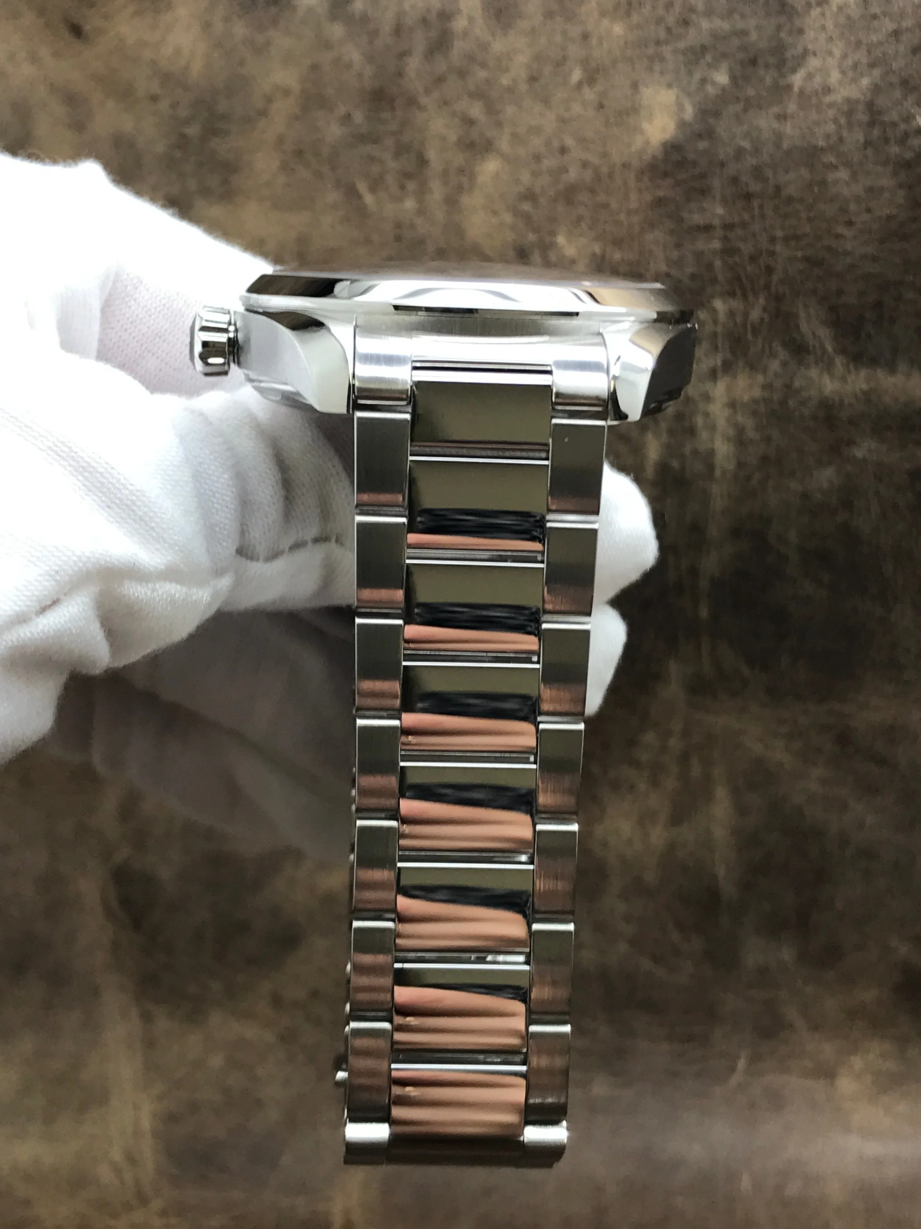 Omega Seamaster Aqua Terra 220.10.41.21.10.001 Olive Green Dial Automatic Men's Watch