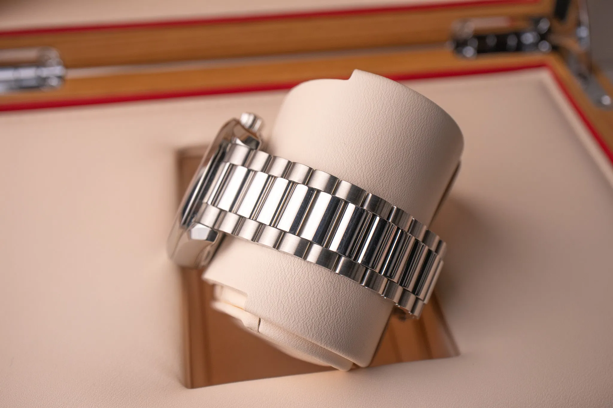 Omega Seamaster Aqua Terra Shades Saffron 220.10.38.20.12.001
