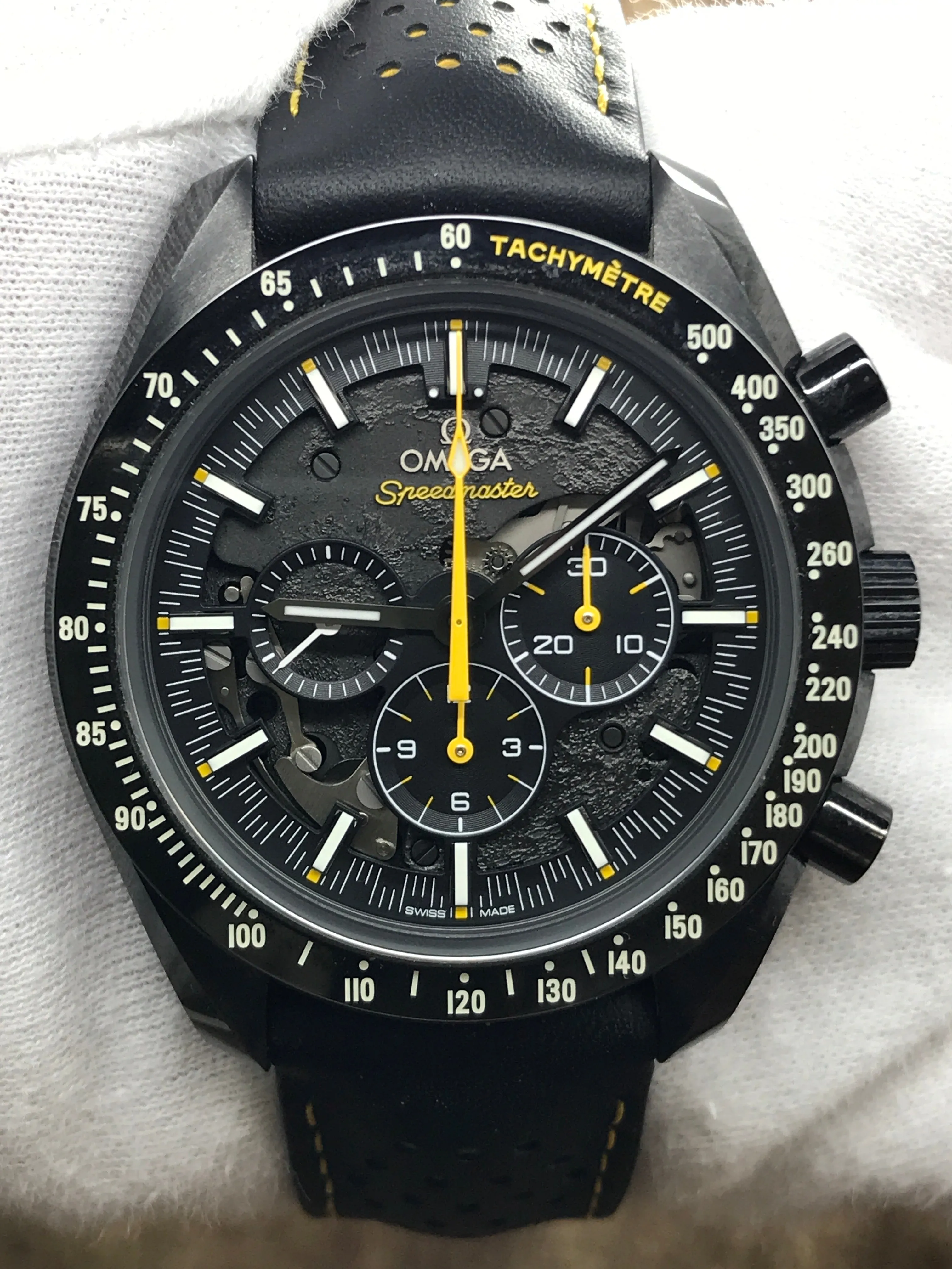 Omega Speedmaster DARK SIDE OF THE MOON Appolo 8 311.92.44.30.01.001 Black Dial Manual wind Men's Watch