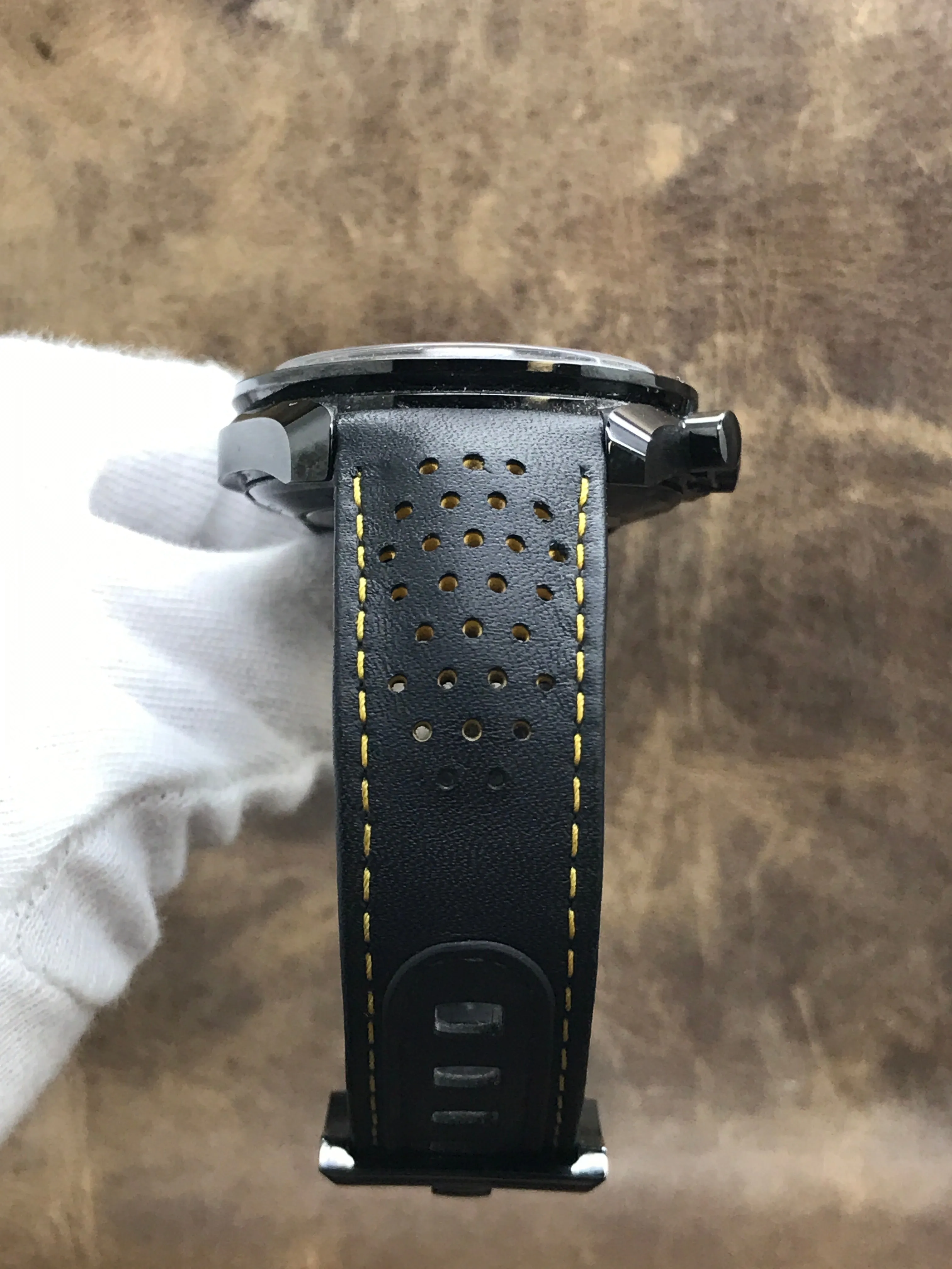Omega Speedmaster DARK SIDE OF THE MOON Appolo 8 311.92.44.30.01.001 Black Dial Manual wind Men's Watch