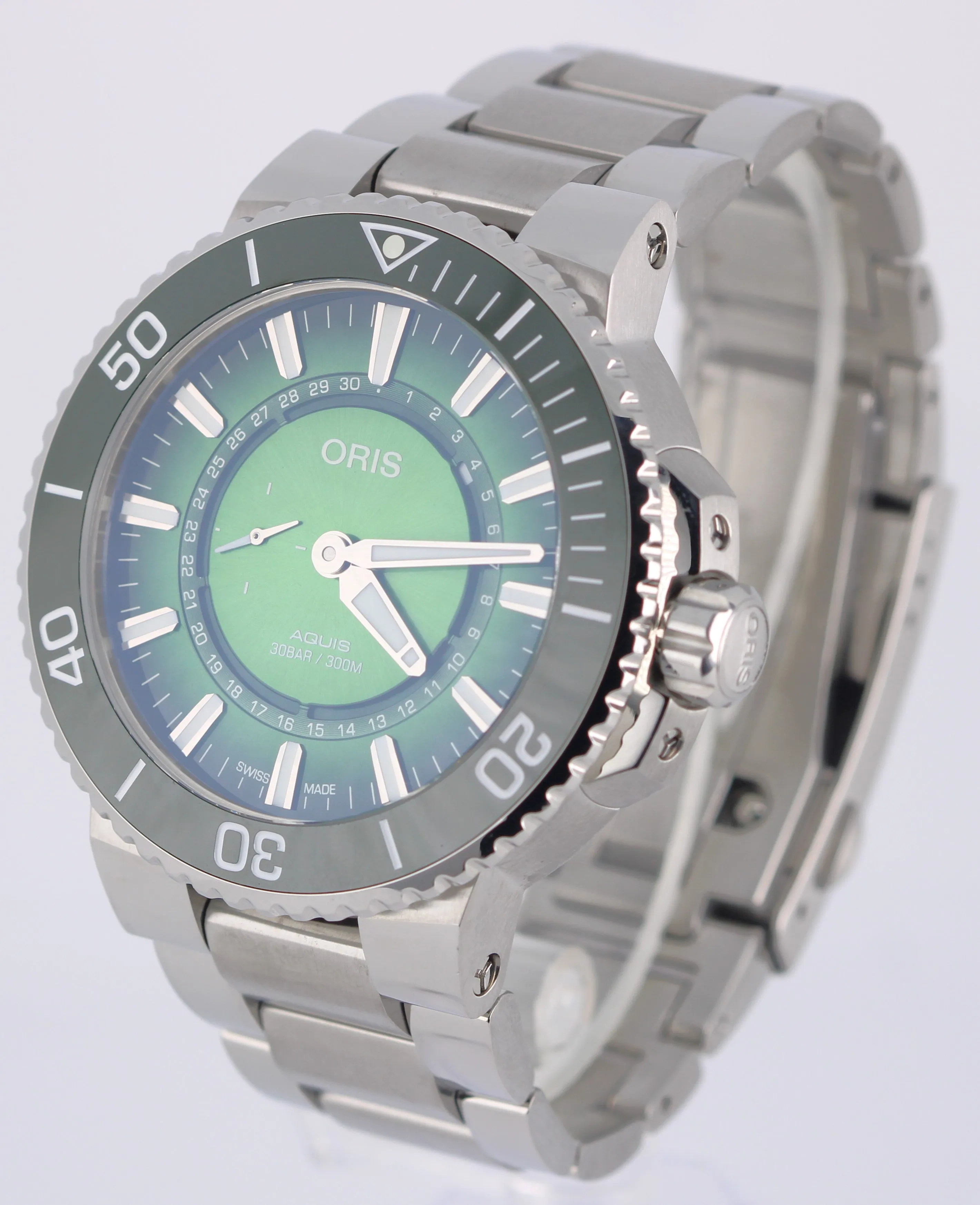 Oris Aquis Hangang Limited Edition Steel Green 43.50mm 0174377344187-Set Watch