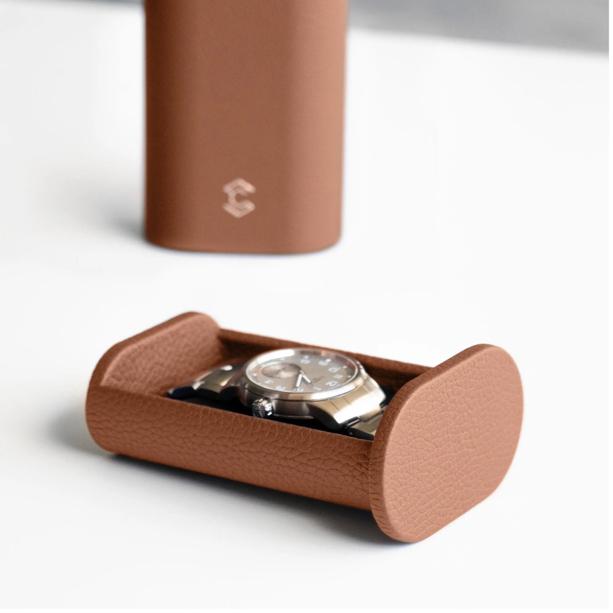 OSCAR 1 WATCH ROLL - TAN