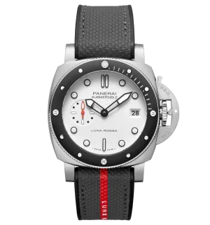 Panerai Submersible Luna Rossa, 42mm