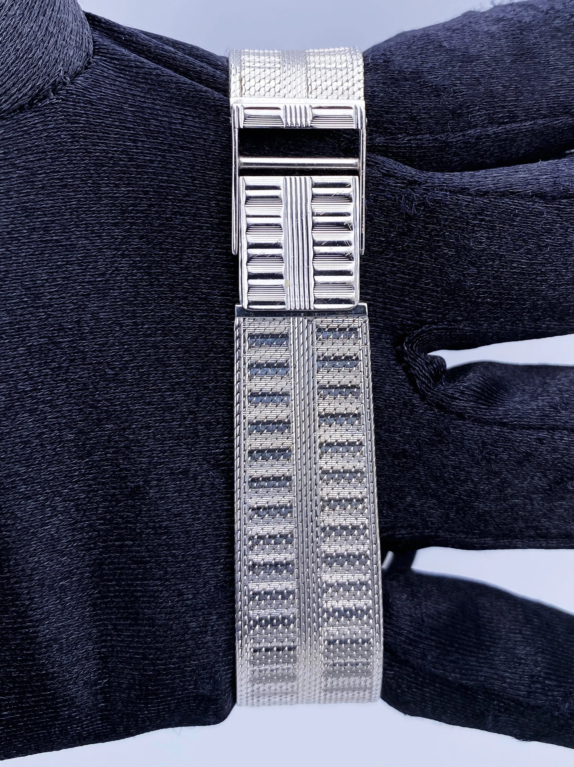 Patek Philippe Calatrava  3537 Silver Dial Mens Watch