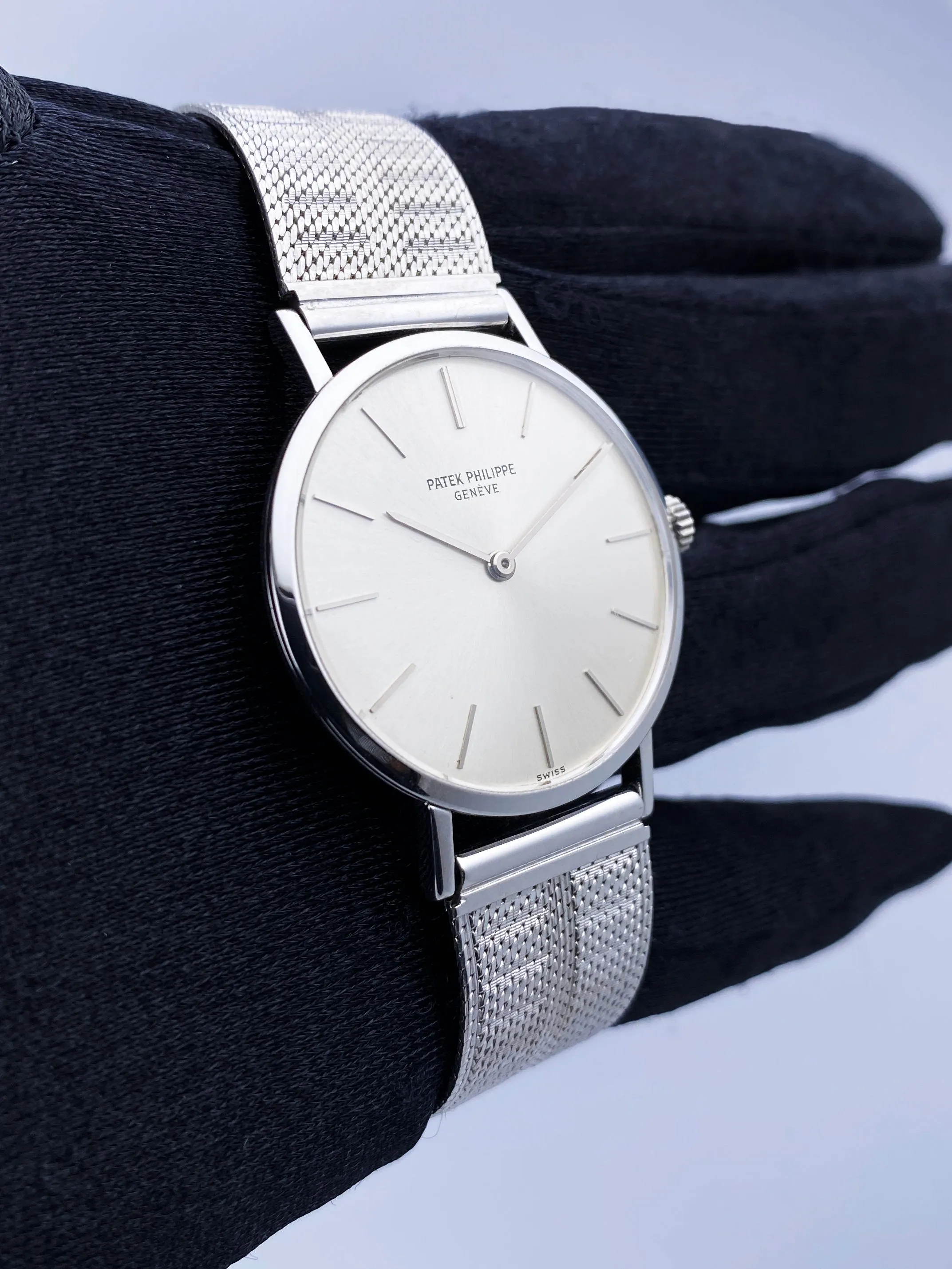 Patek Philippe Calatrava  3537 Silver Dial Mens Watch