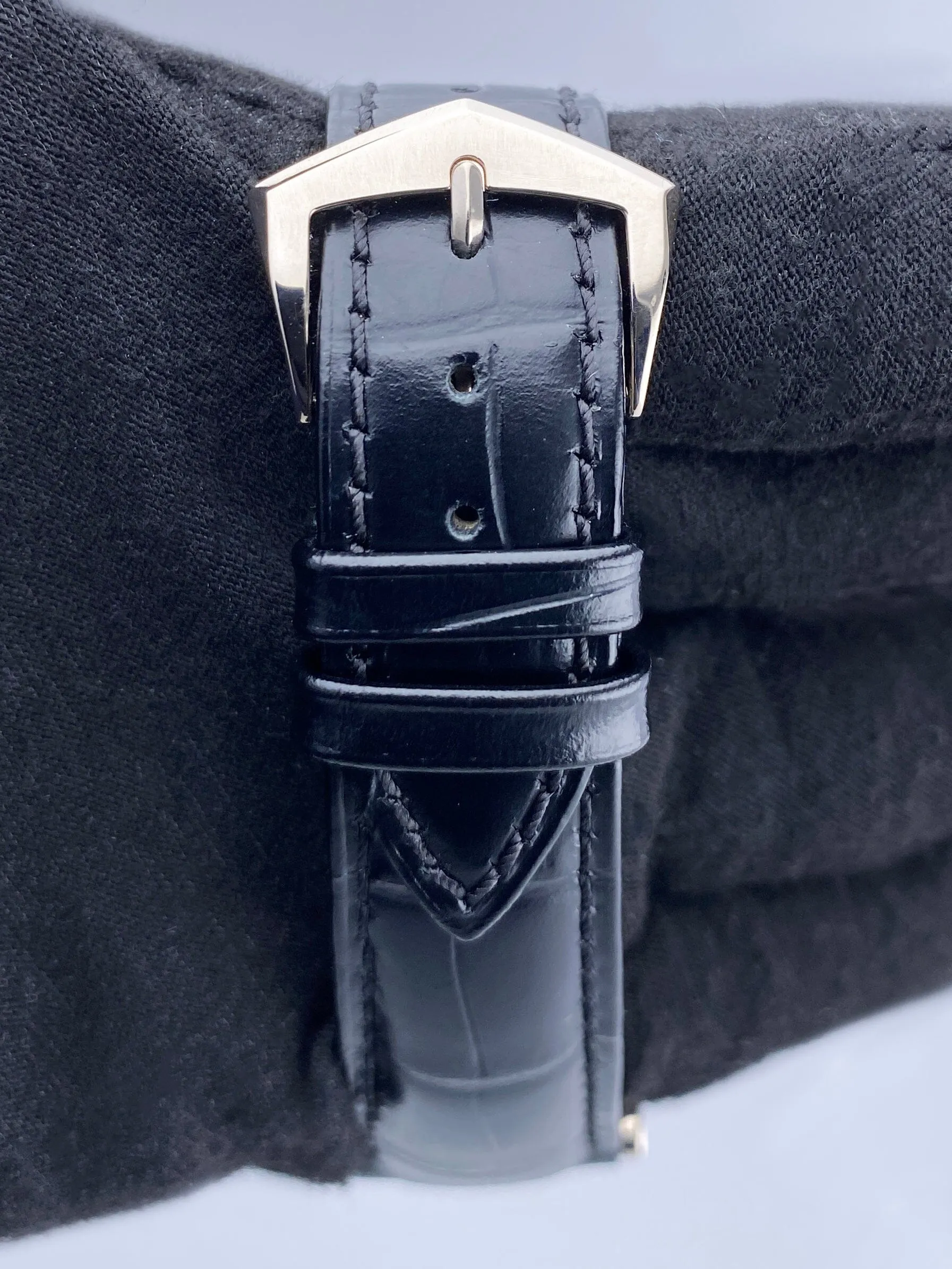 Patek Philippe Calatrava 5119G Mens Watch With Papers