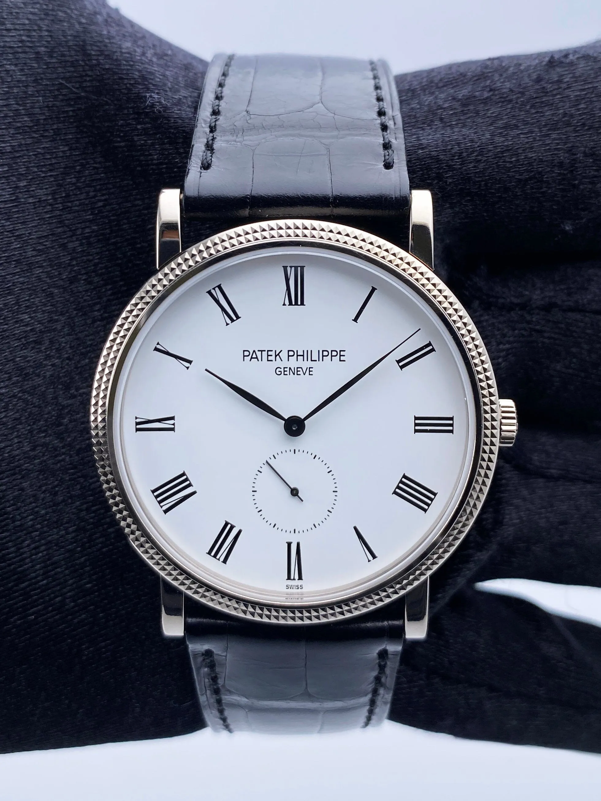 Patek Philippe Calatrava 5119G Mens Watch With Papers