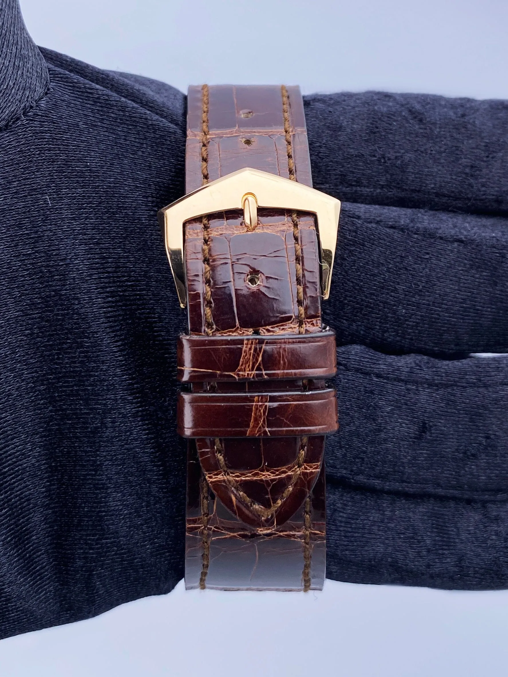 Patek Philippe Calatrava 5196R 18K Rose Gold Mens Watch With Papers