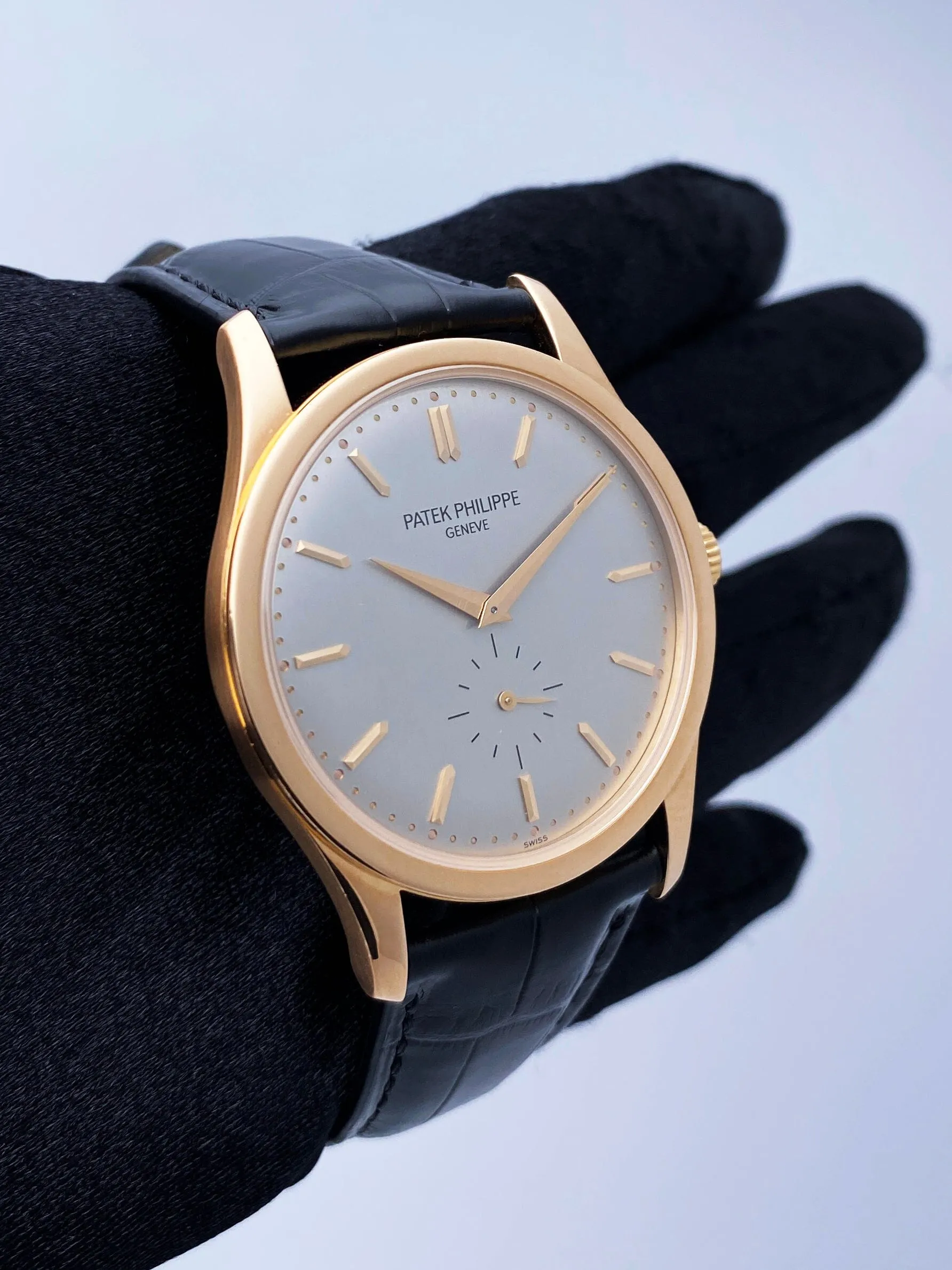 Patek Philippe Calatrava 5196R 18K Rose Gold Mens Watch