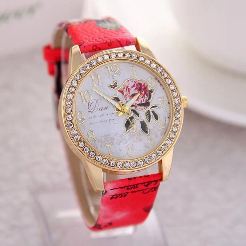 Retro Flower Belt Watch Women Dial Quartz Anniversary Jewelry