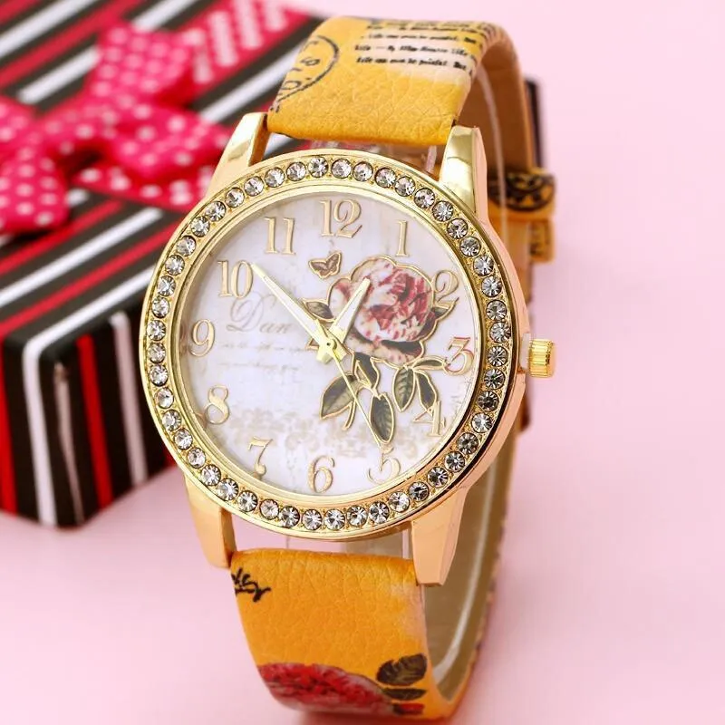 Retro Flower Belt Watch Women Dial Quartz Anniversary Jewelry