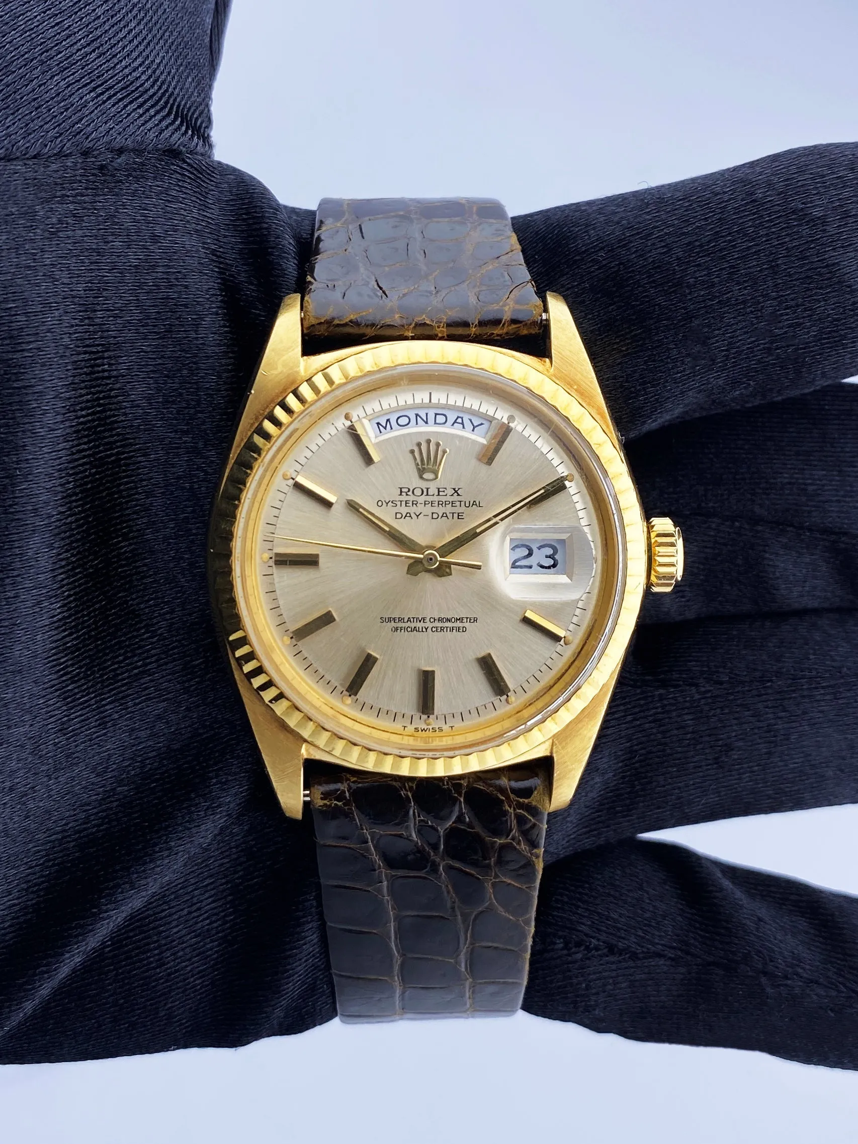 Rolex Day Date 1803 Champange Dial Gold Mens Watch With Service Papers