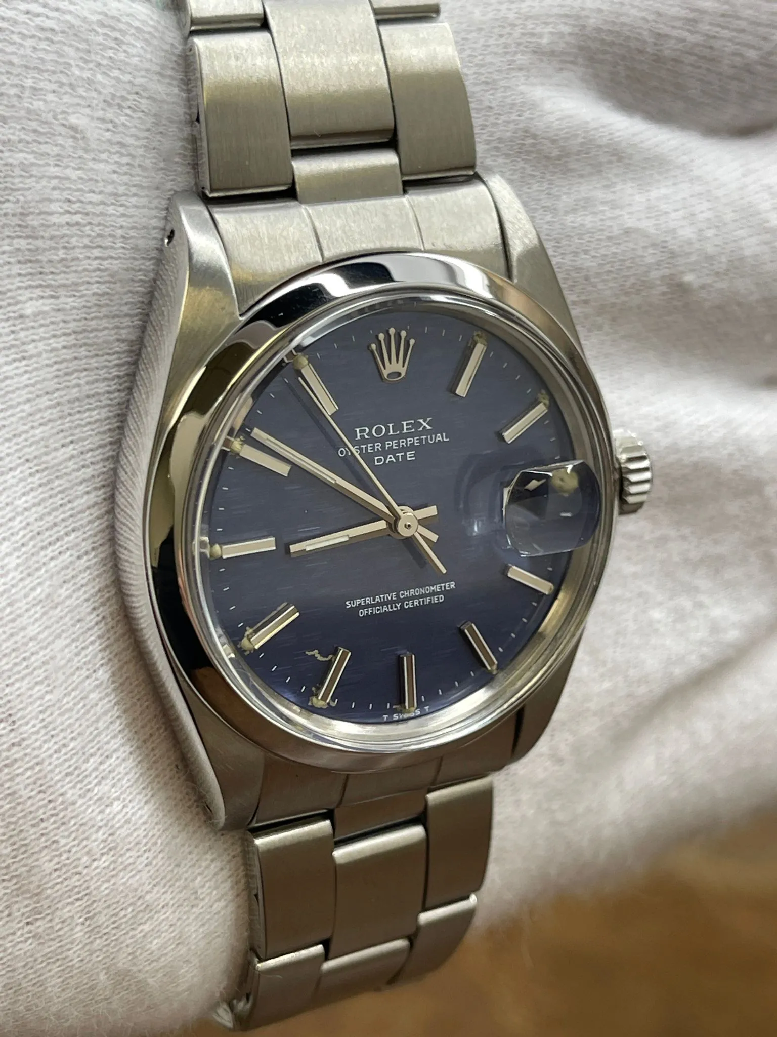 Rolex Oyster Perpetual Date 34mm 1500 Blue Dial Automatic Watch