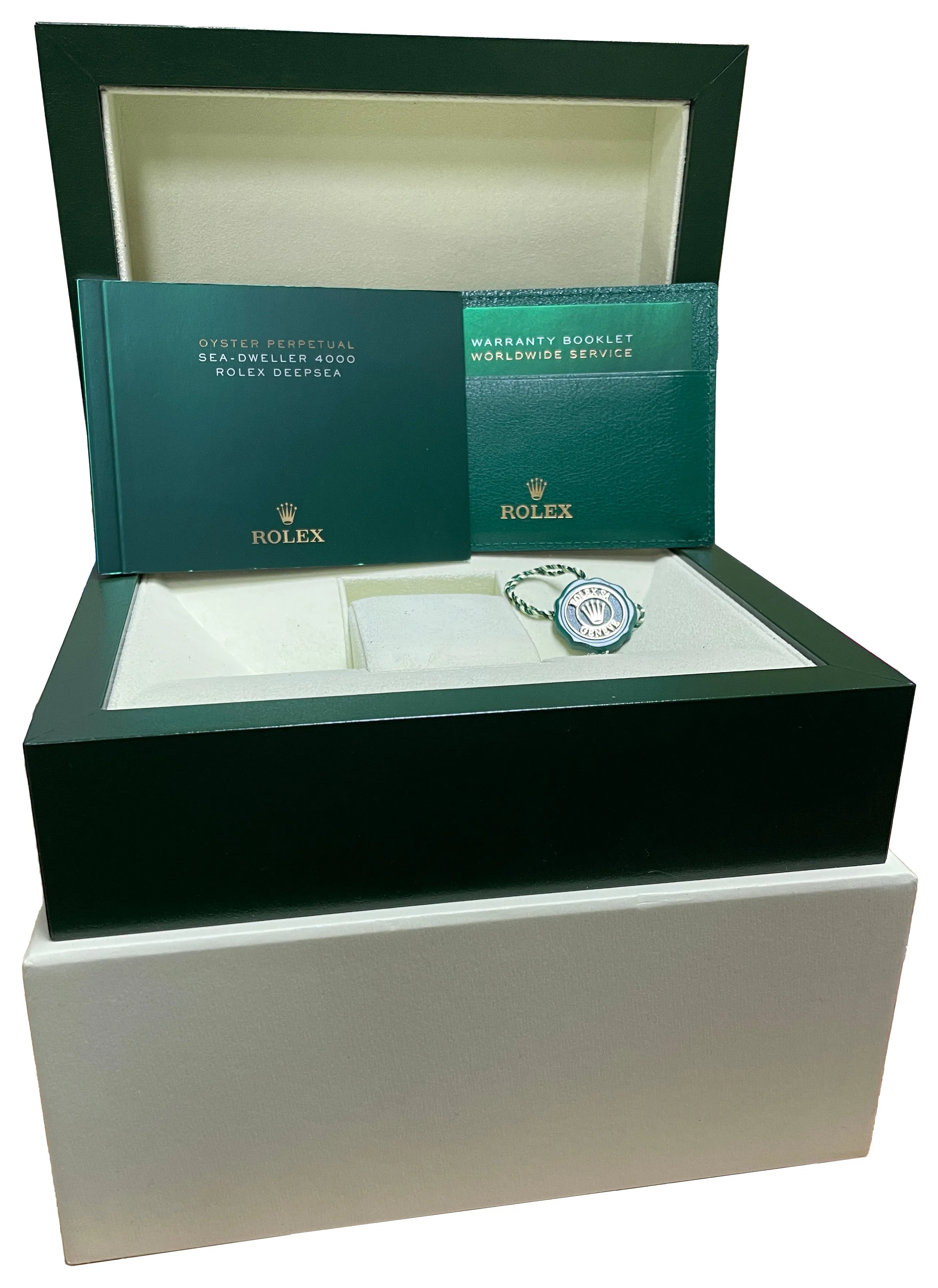 Rolex Sea-Dweller 4000 SD4K Ceramic Black Stainless Steel 40mm Watch 116600 BOX