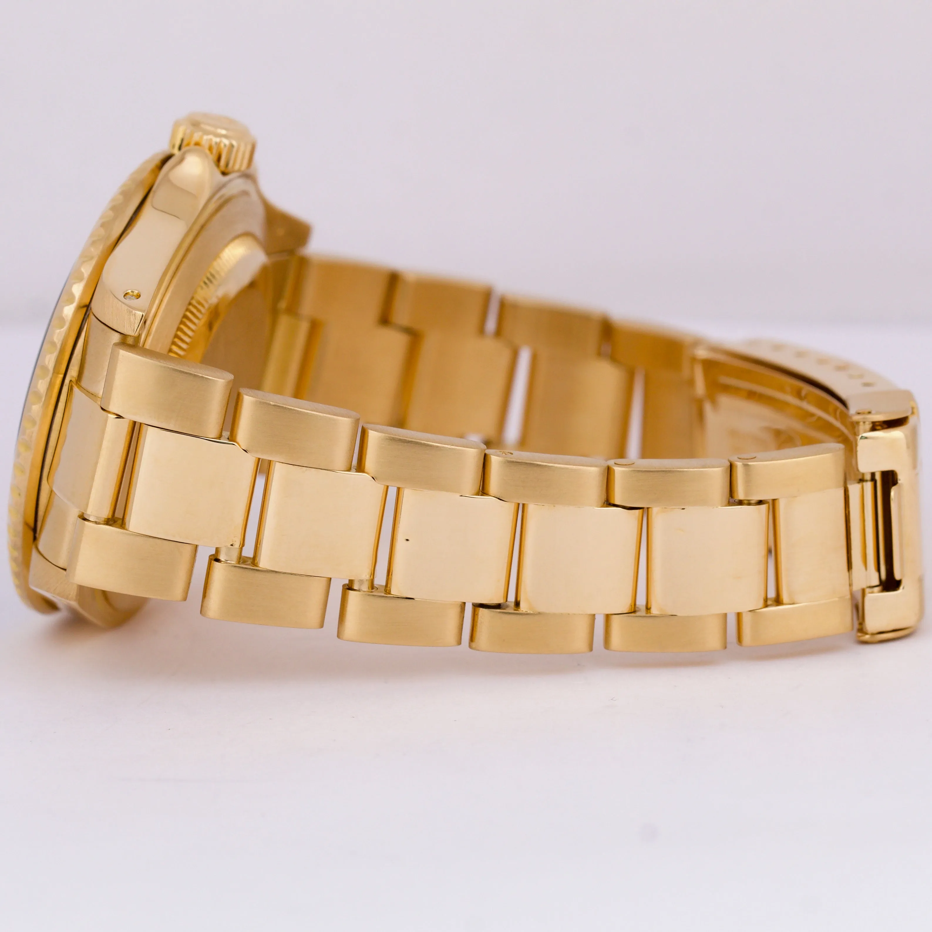 Rolex Submariner Date 18K Yellow Gold BLUE 40mm Automatic Oyster Watch 16618 LB