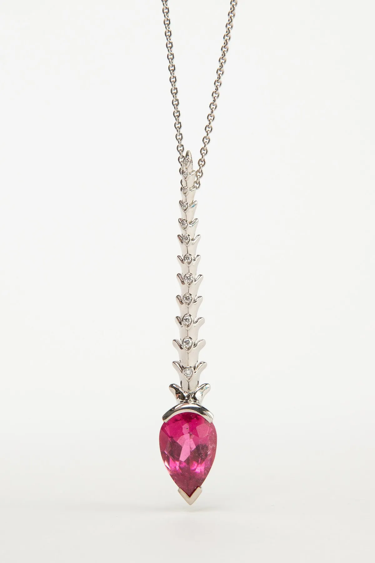 SHAUN LEANE | RUBELITE SPINE DIAMOND NECKLACE
