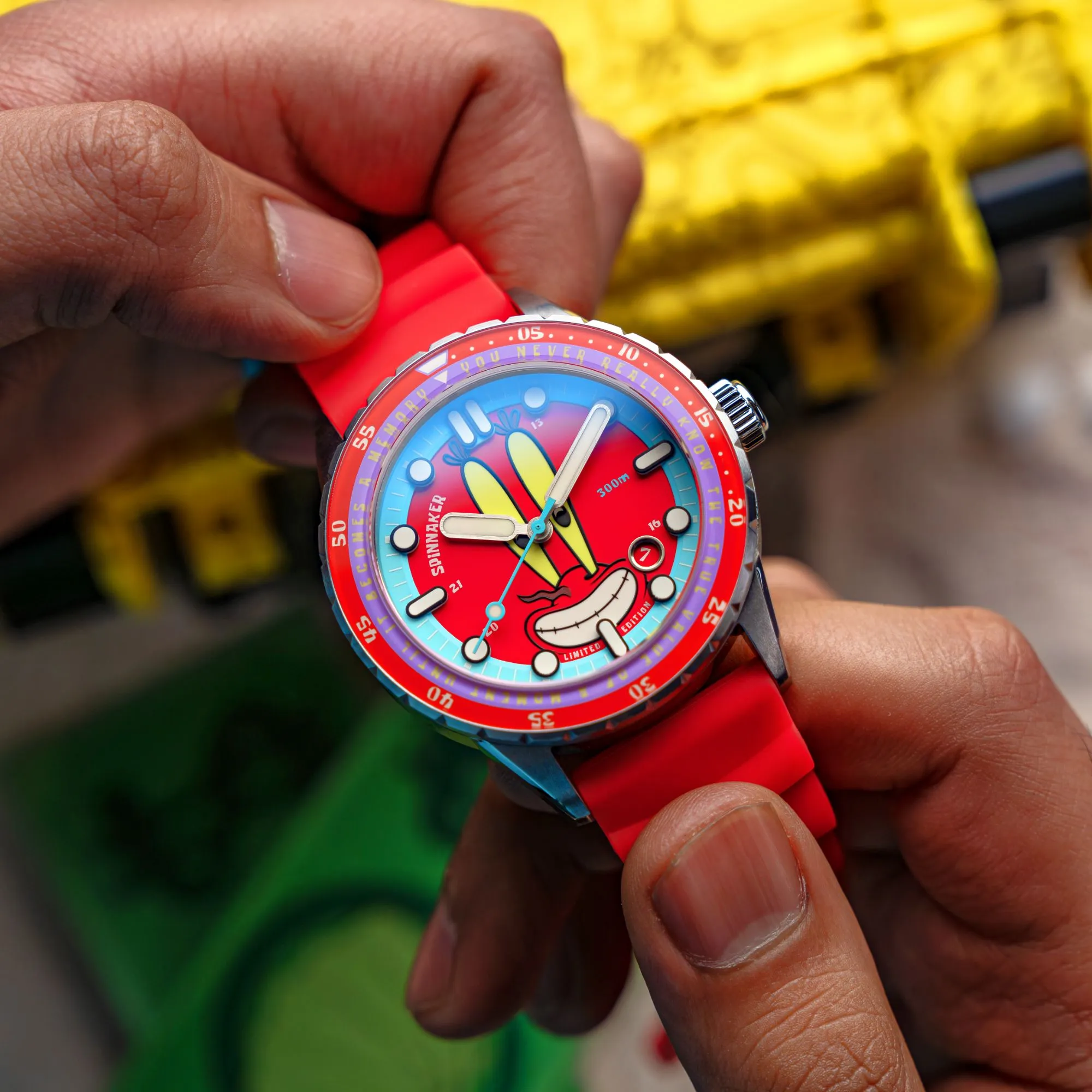 Spinnaker Mr. Krabs Red Hass Automatic Spongebob Squarepants 25th Limited Edition SP-5138-44