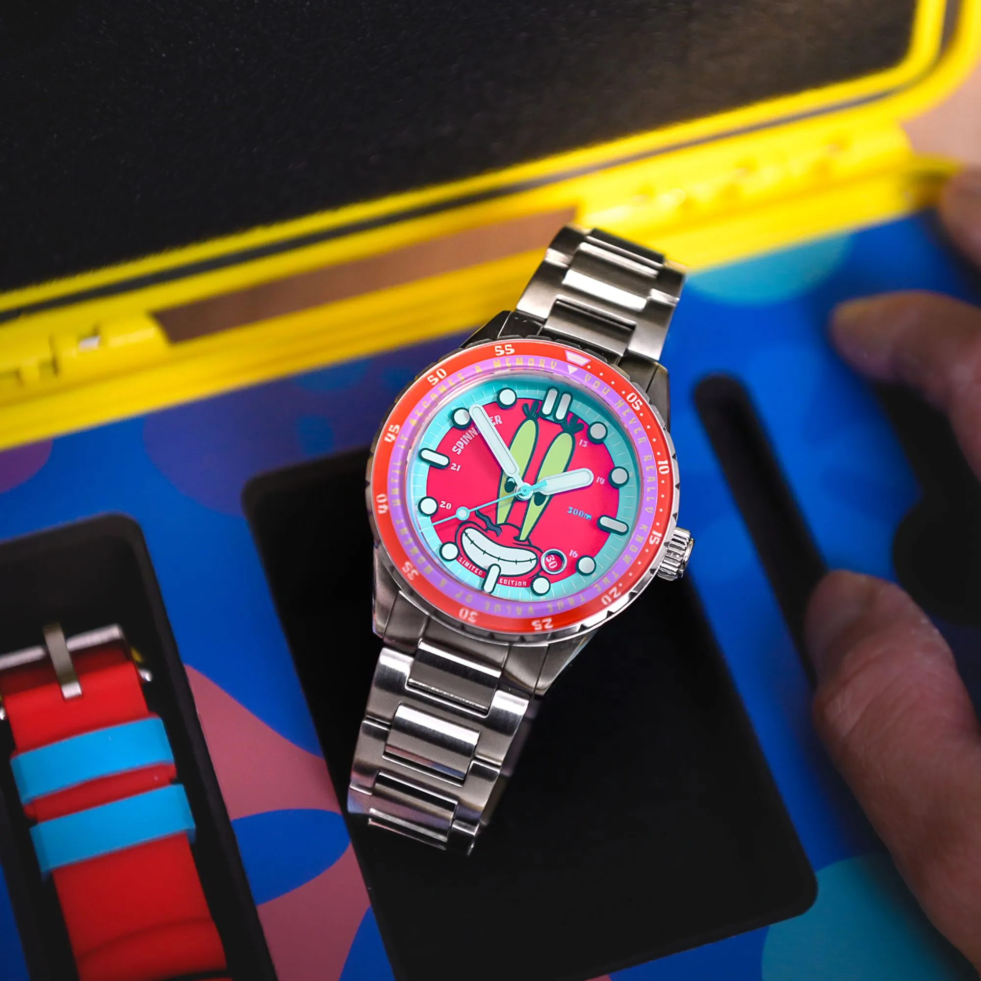 Spinnaker Mr. Krabs Red Hass Automatic Spongebob Squarepants 25th Limited Edition SP-5138-44